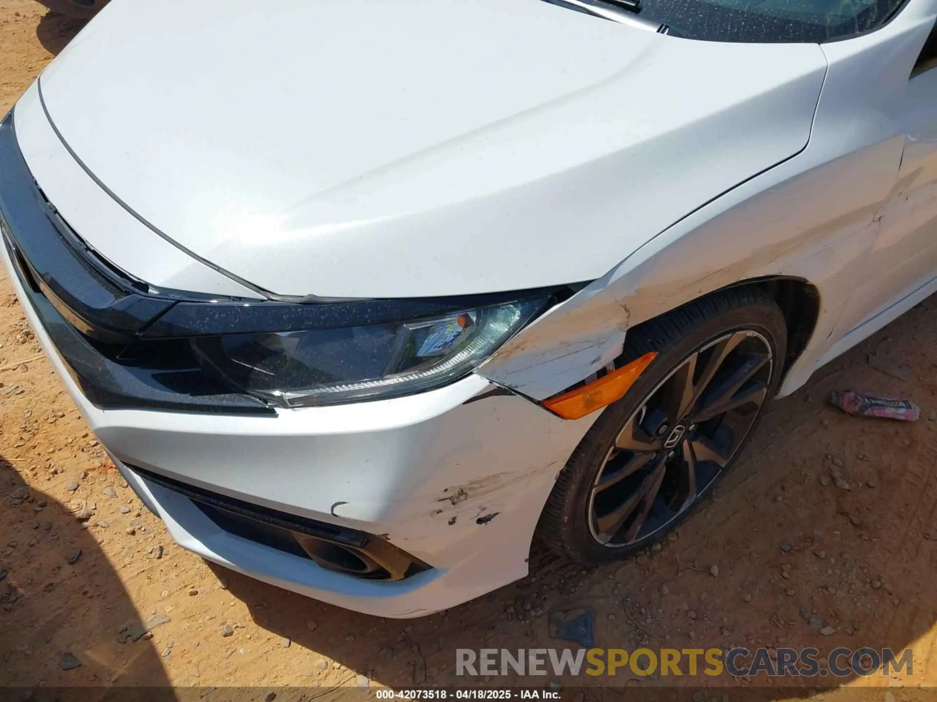 6 Photograph of a damaged car 2HGFC2F8XLH504597 HONDA CIVIC 2020