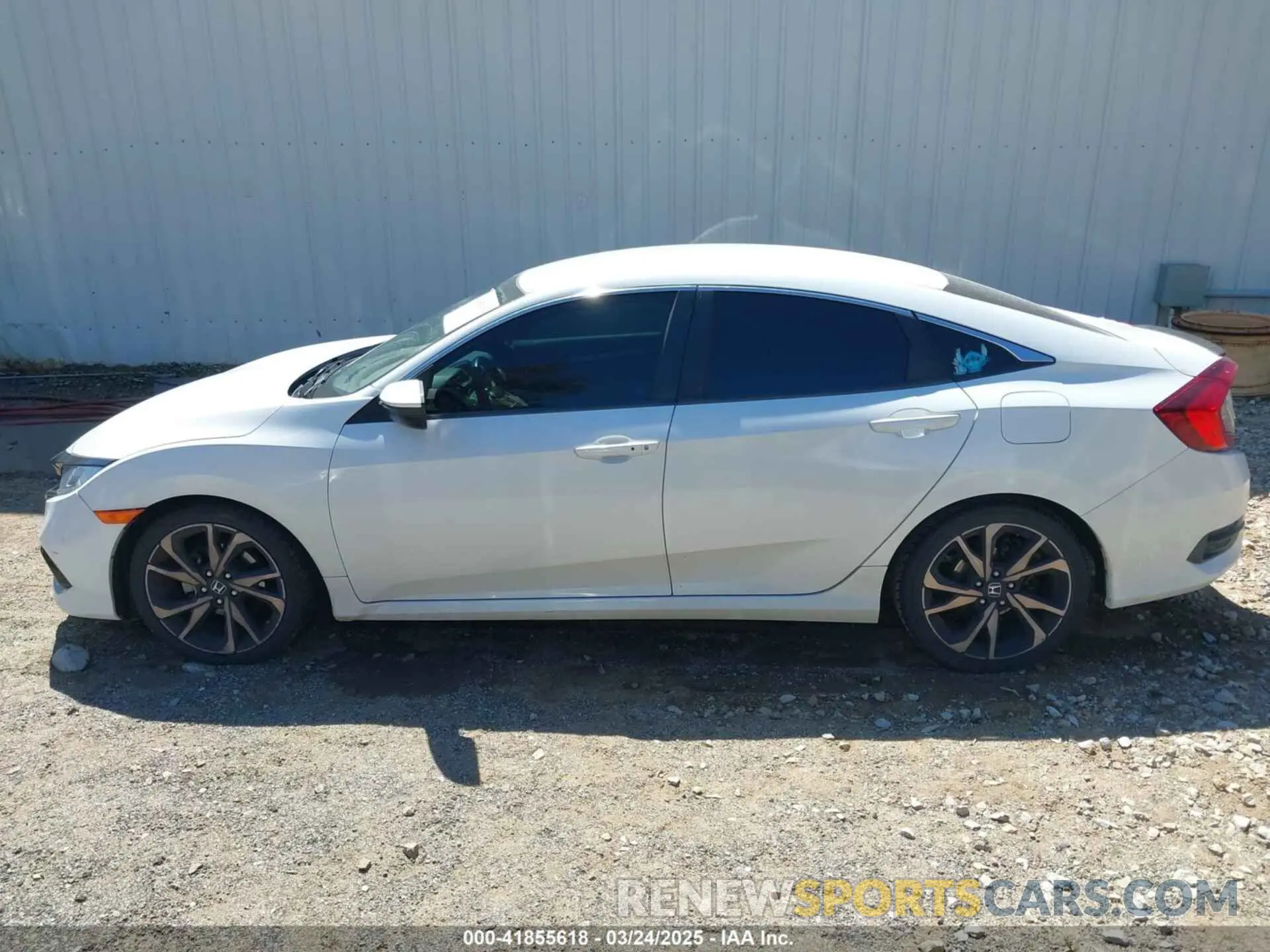 14 Photograph of a damaged car 2HGFC2F8XLH570437 HONDA CIVIC 2020