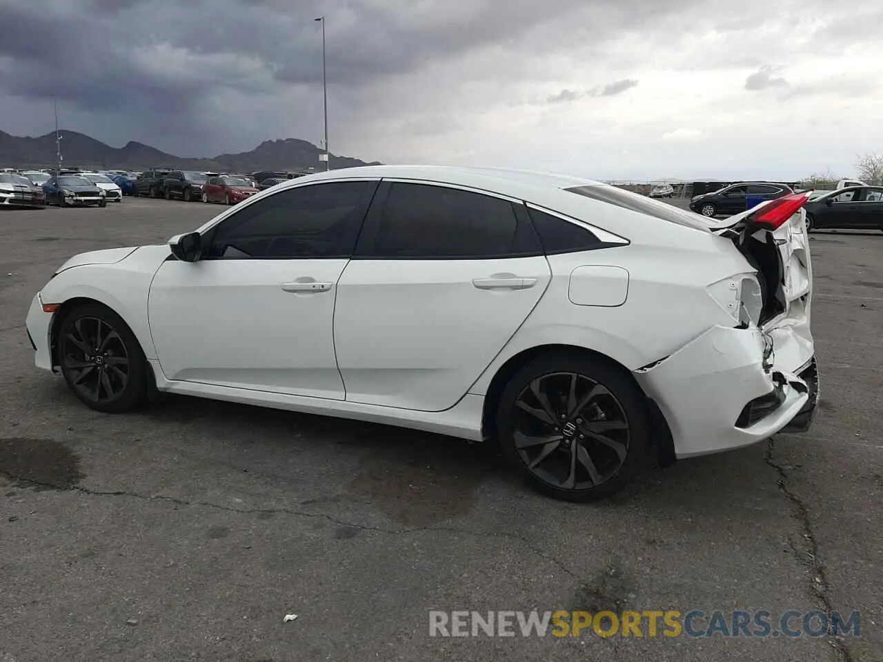 2 Photograph of a damaged car 2HGFC2F8XLH578845 HONDA CIVIC 2020