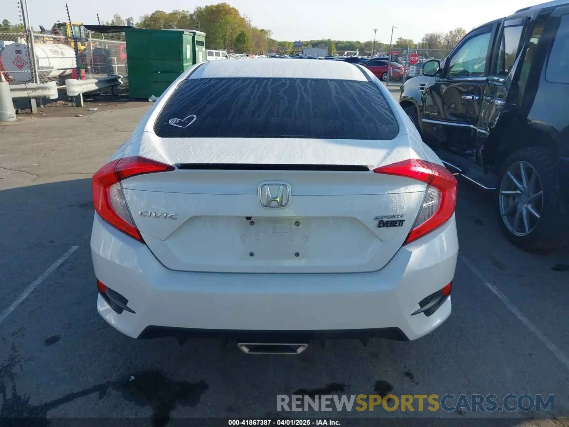 16 Фотография поврежденного автомобиля 2HGFC2F8XLH584256 HONDA CIVIC 2020