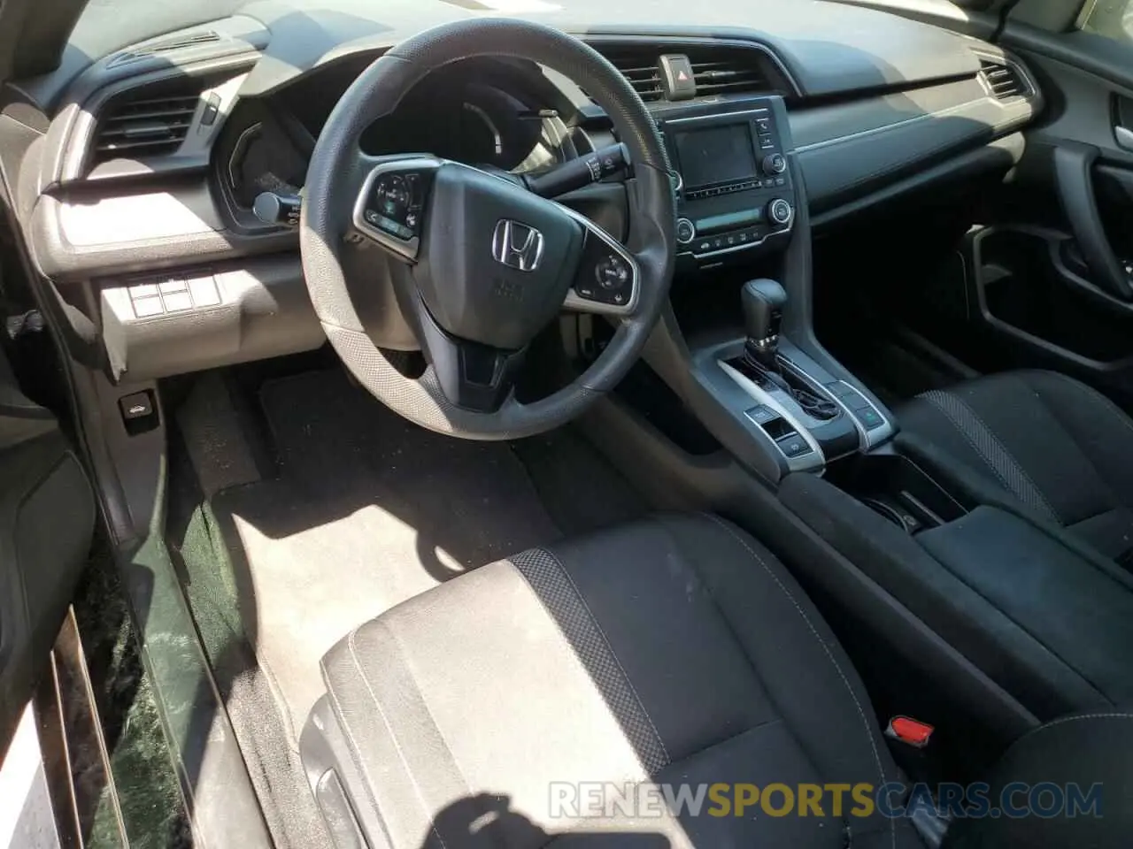 8 Photograph of a damaged car 2HGFC4B60LH304442 HONDA CIVIC 2020