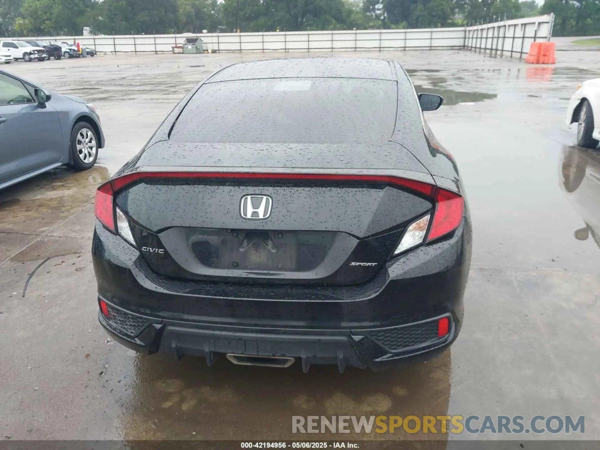 16 Фотография поврежденного автомобиля 2HGFC4B83LH300015 HONDA CIVIC 2020