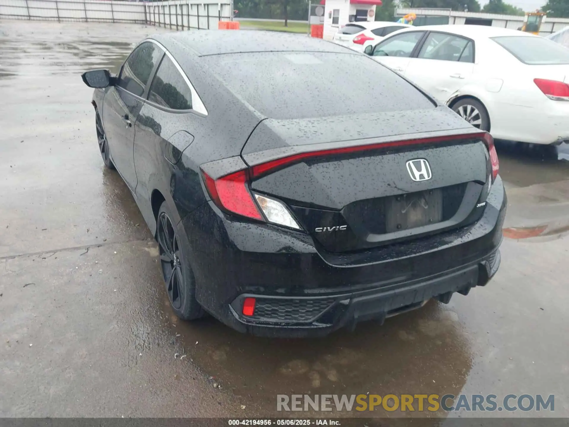 3 Фотография поврежденного автомобиля 2HGFC4B83LH300015 HONDA CIVIC 2020
