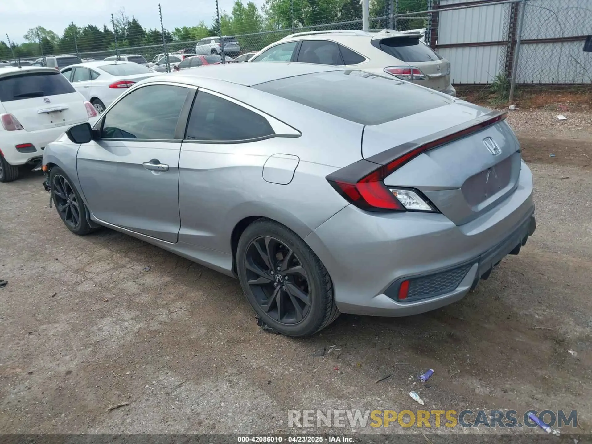 3 Photograph of a damaged car 2HGFC4B83LH300645 HONDA CIVIC 2020
