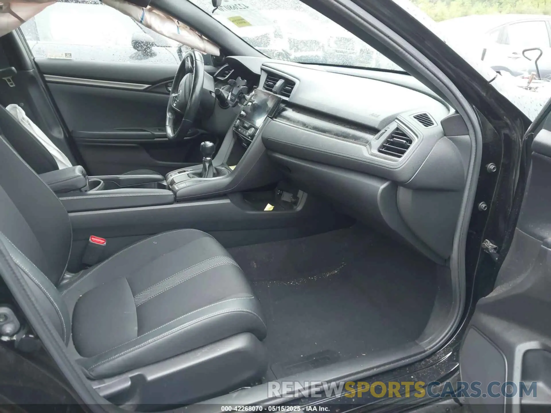 5 Photograph of a damaged car SHHFK7G41LU213520 HONDA CIVIC 2020