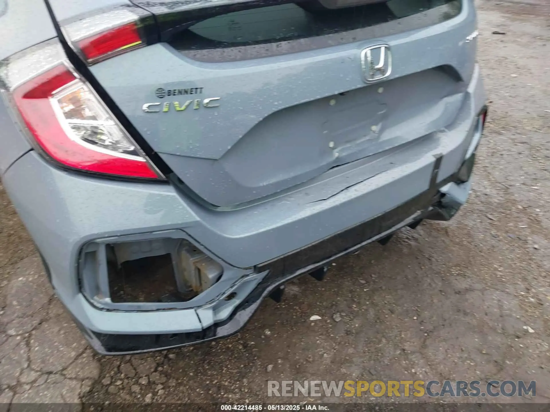 6 Photograph of a damaged car SHHFK7G48LU210971 HONDA CIVIC 2020