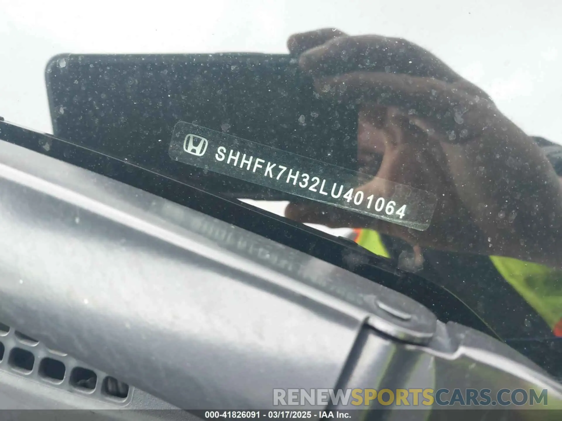 18 Photograph of a damaged car SHHFK7H32LU401064 HONDA CIVIC 2020