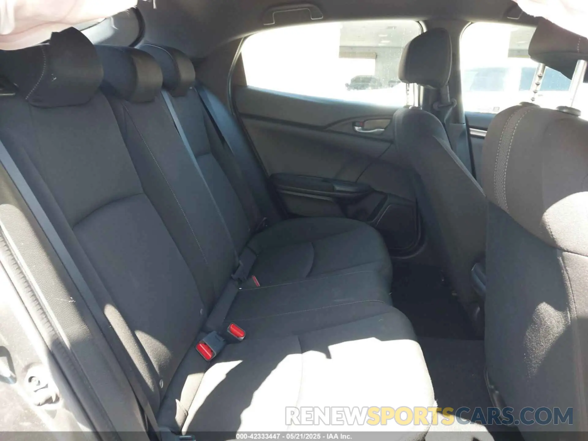 8 Photograph of a damaged car SHHFK7H32LU414932 HONDA CIVIC 2020