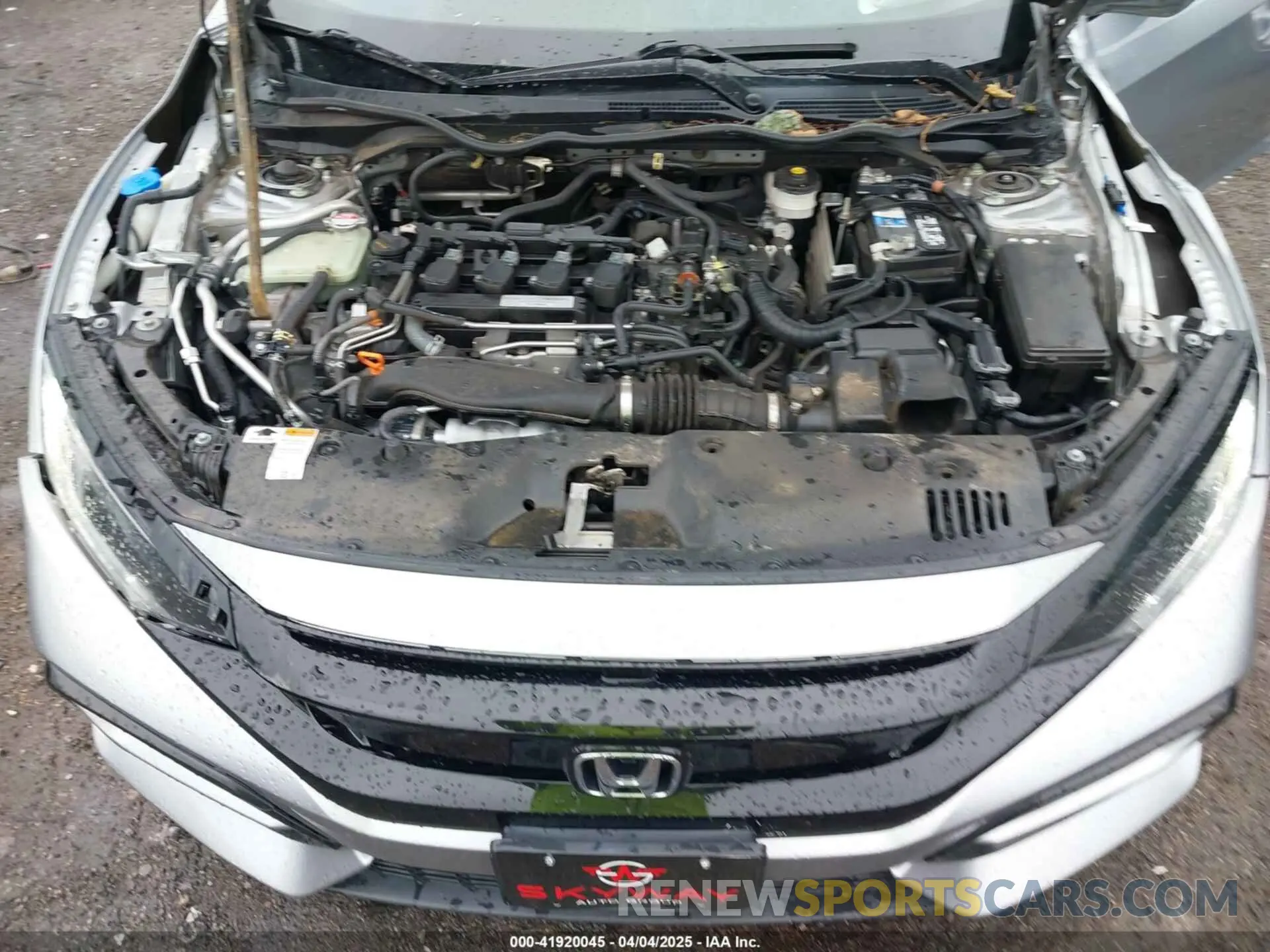 10 Photograph of a damaged car SHHFK7H38LU409783 HONDA CIVIC 2020