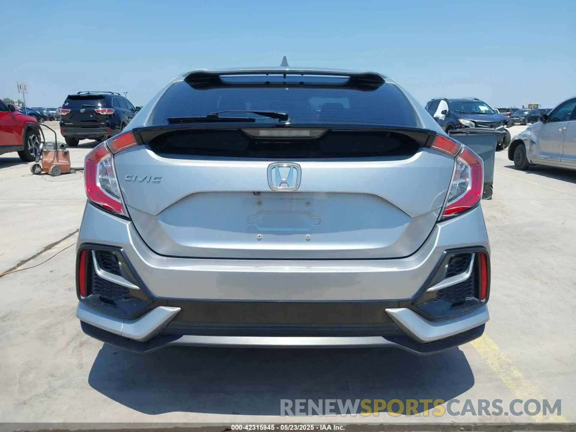 17 Photograph of a damaged car SHHFK7H39LU208703 HONDA CIVIC 2020