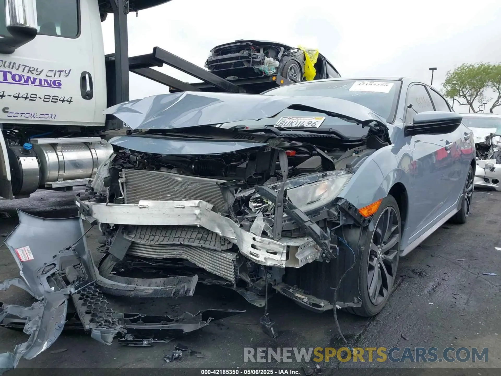6 Photograph of a damaged car SHHFK7H40LU404506 HONDA CIVIC 2020