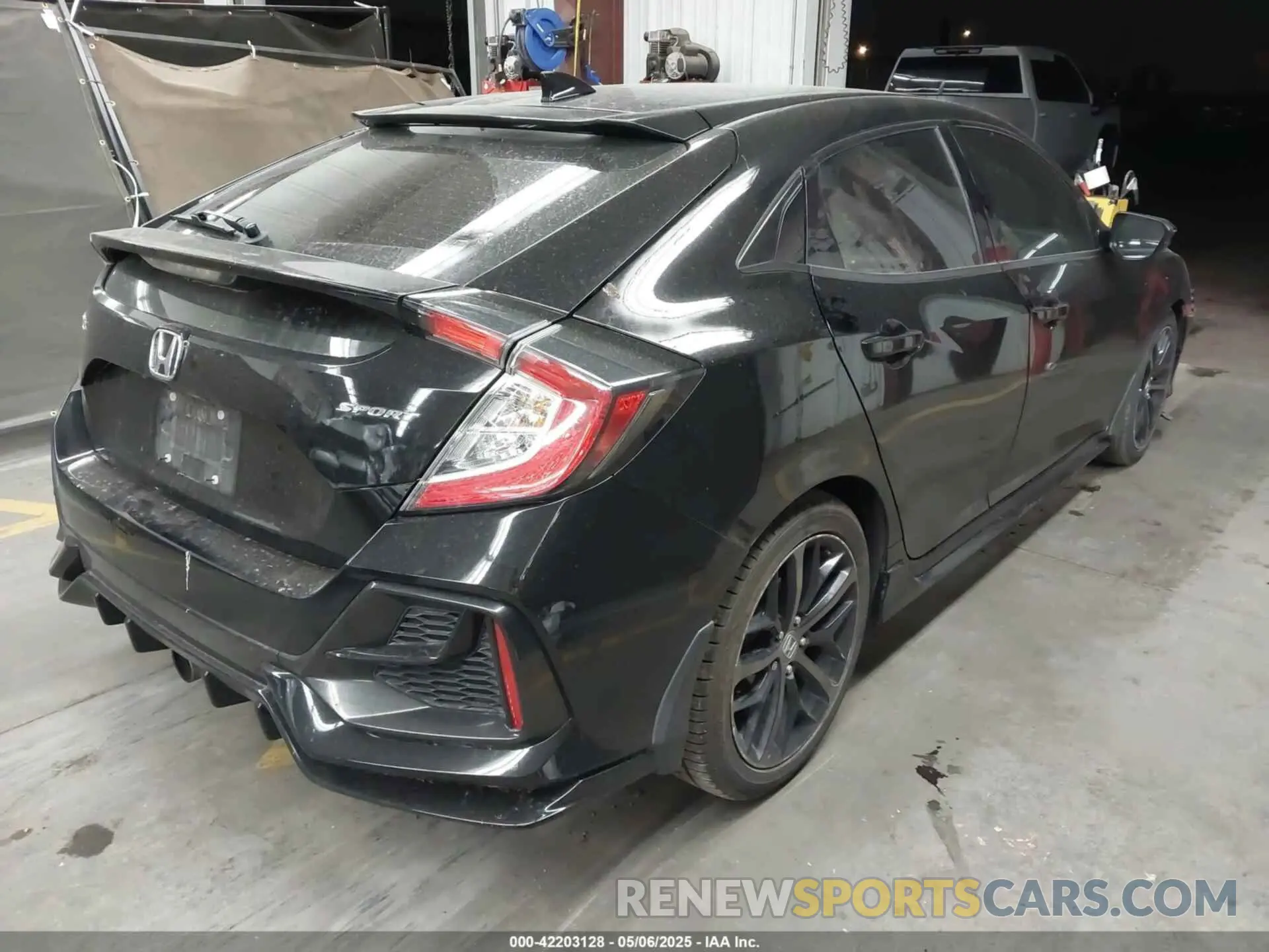 4 Photograph of a damaged car SHHFK7H43LU221147 HONDA CIVIC 2020