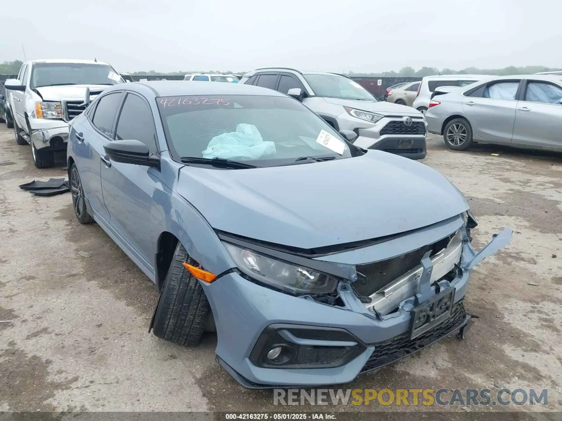 1 Photograph of a damaged car SHHFK7H47LU211785 HONDA CIVIC 2020