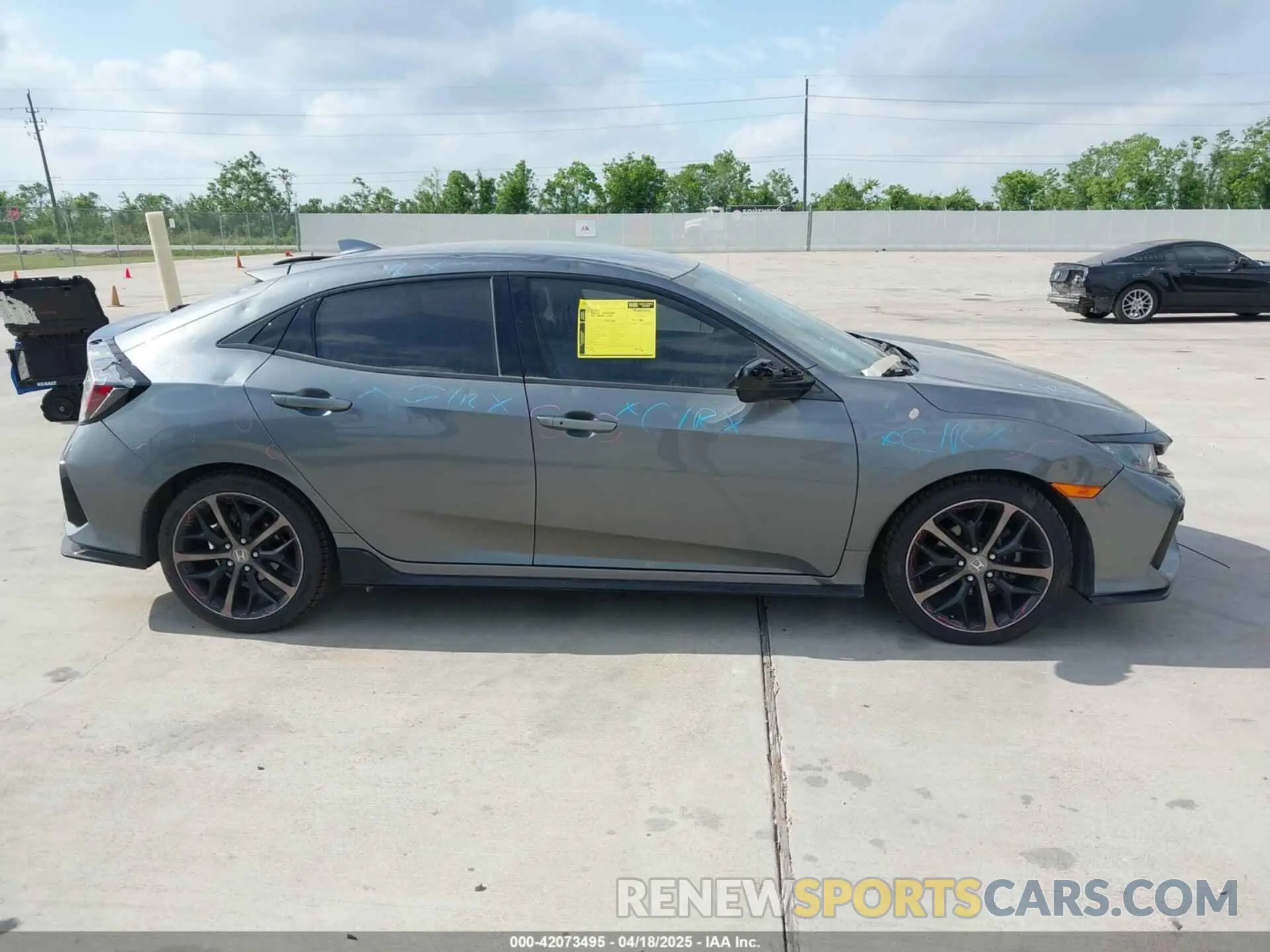 13 Photograph of a damaged car SHHFK7H49LU212257 HONDA CIVIC 2020