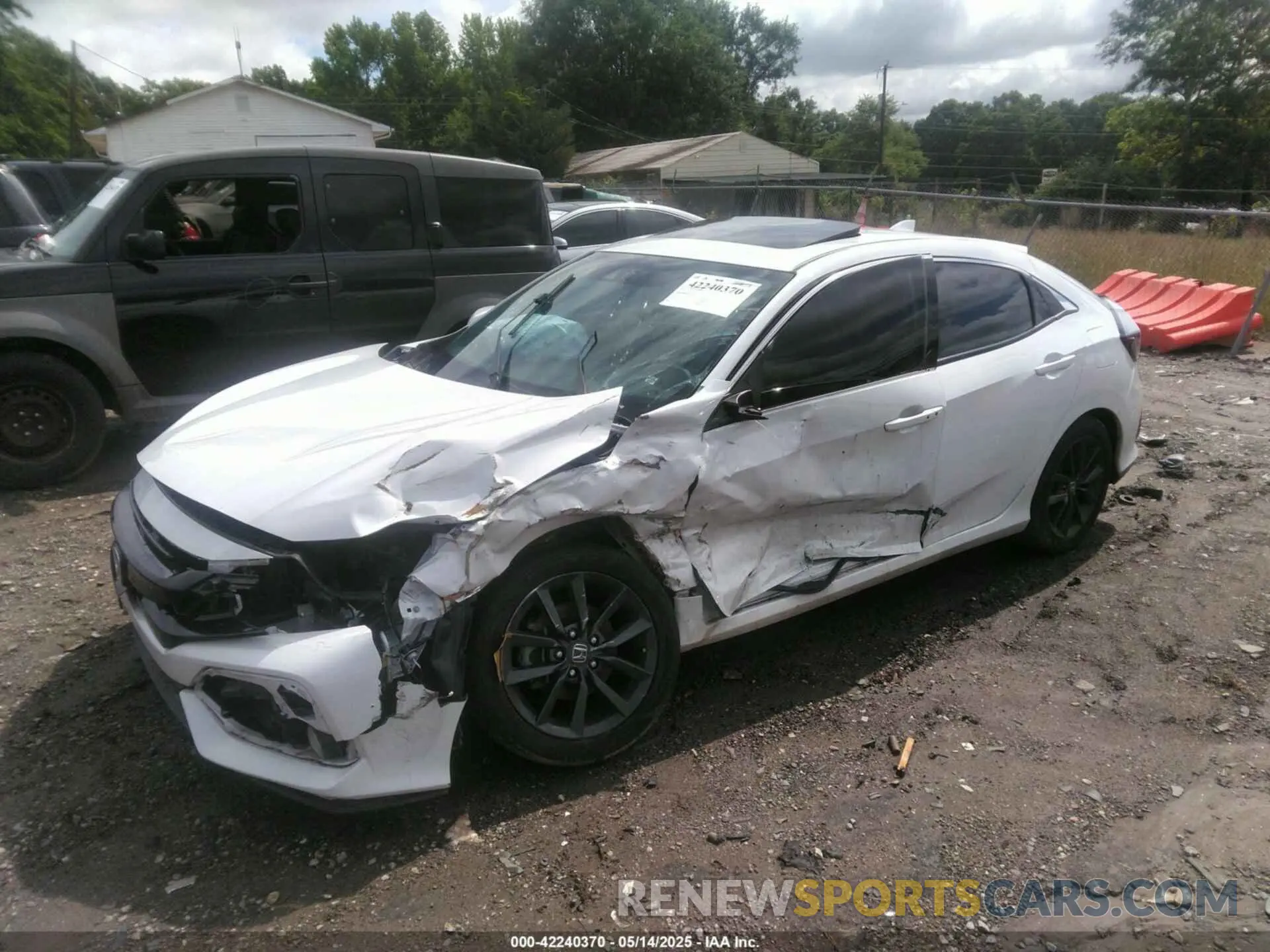 2 Фотография поврежденного автомобиля SHHFK7H63LU202468 HONDA CIVIC 2020