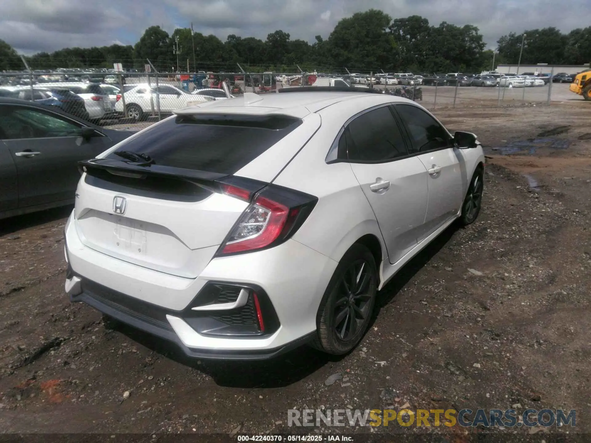 4 Фотография поврежденного автомобиля SHHFK7H63LU202468 HONDA CIVIC 2020
