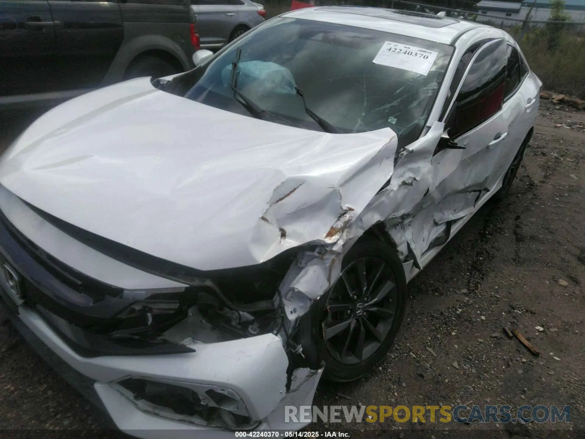 6 Фотография поврежденного автомобиля SHHFK7H63LU202468 HONDA CIVIC 2020