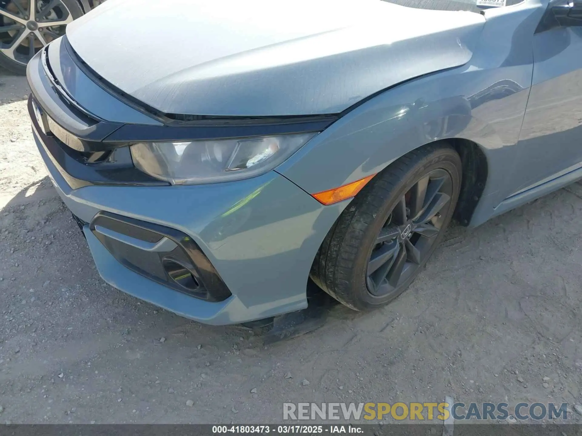 2 Photograph of a damaged car SHHFK7H65LU218901 HONDA CIVIC 2020