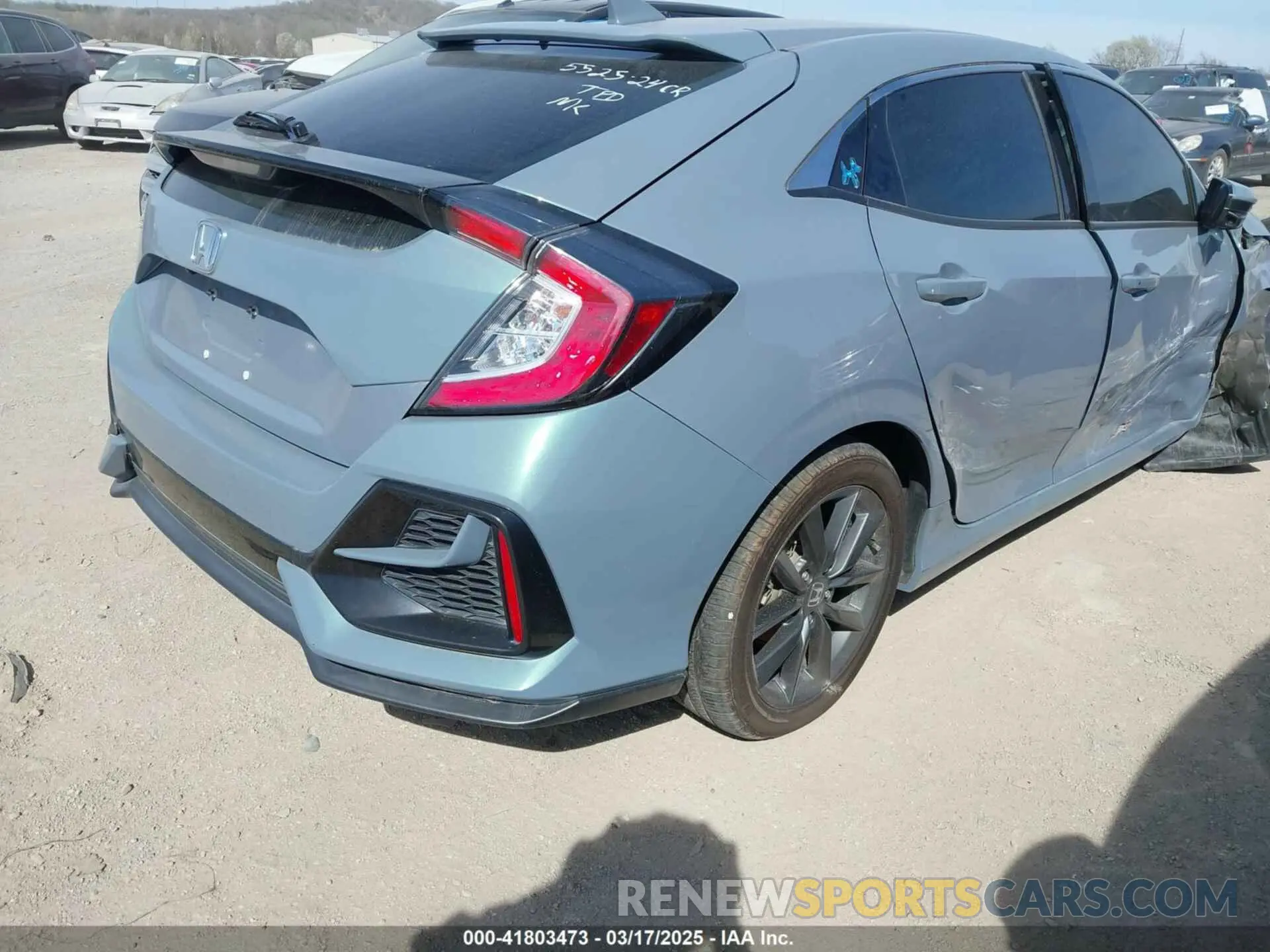 4 Photograph of a damaged car SHHFK7H65LU218901 HONDA CIVIC 2020