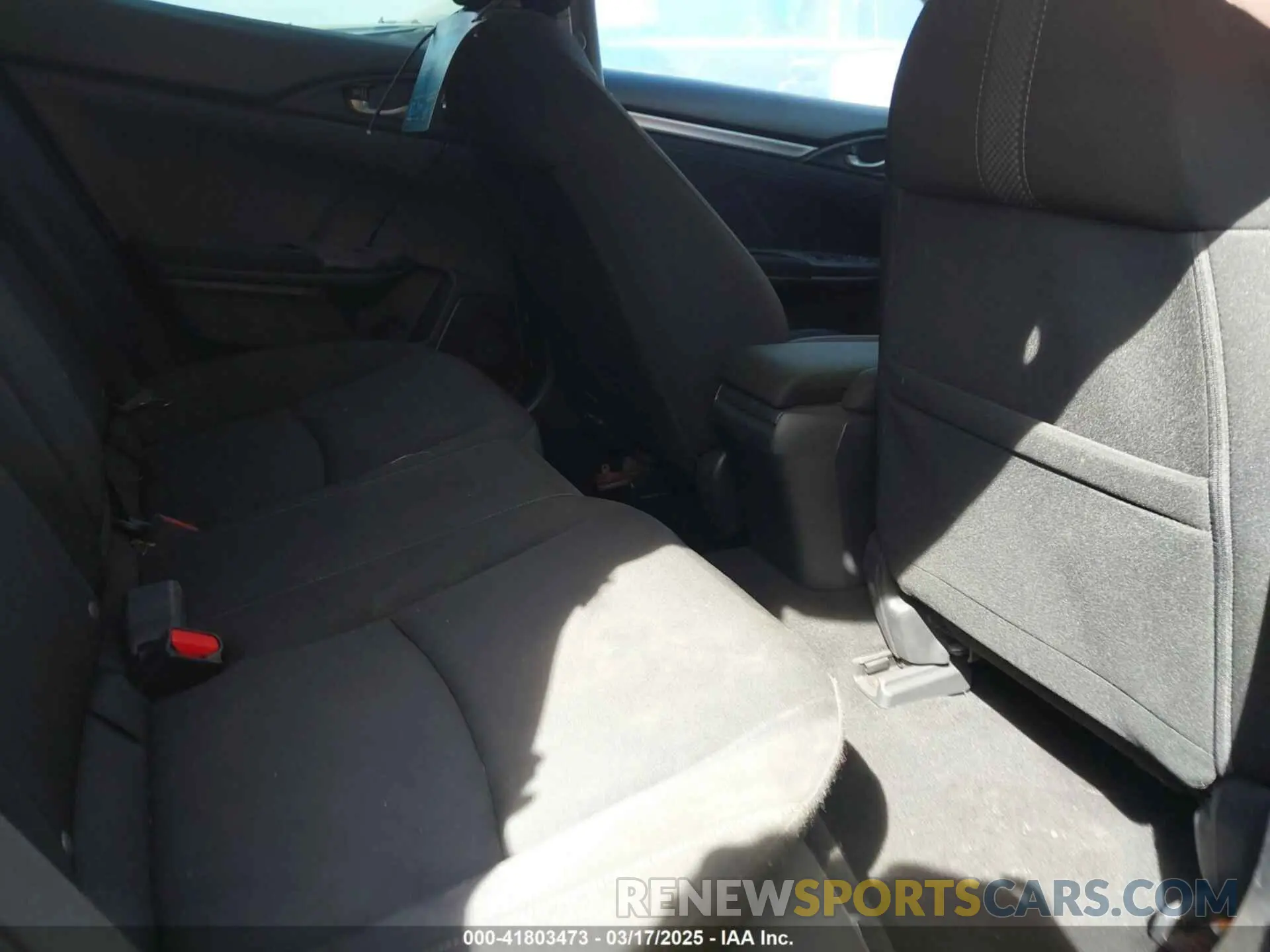8 Photograph of a damaged car SHHFK7H65LU218901 HONDA CIVIC 2020