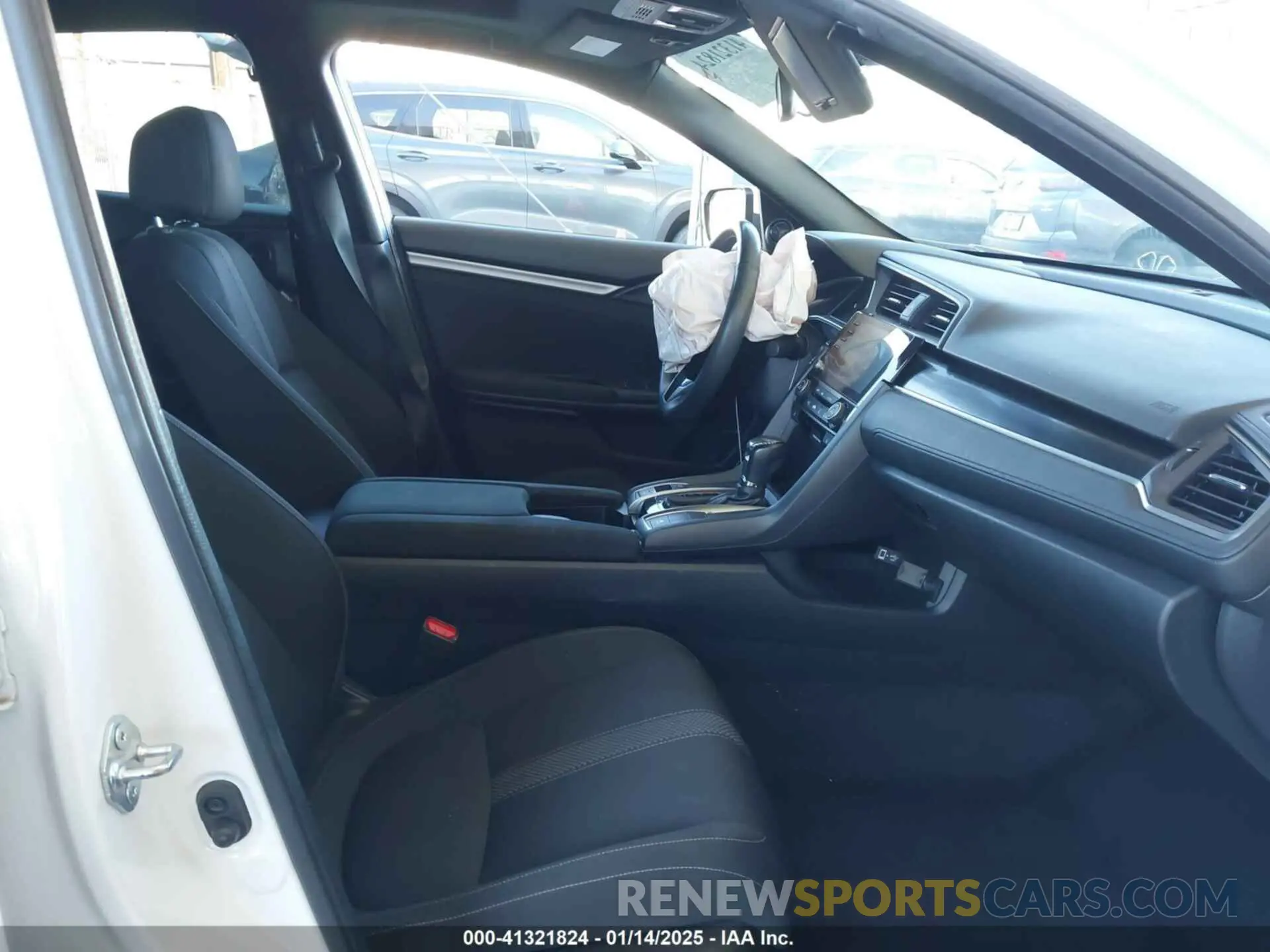 5 Photograph of a damaged car SHHFK7H68LU403721 HONDA CIVIC 2020