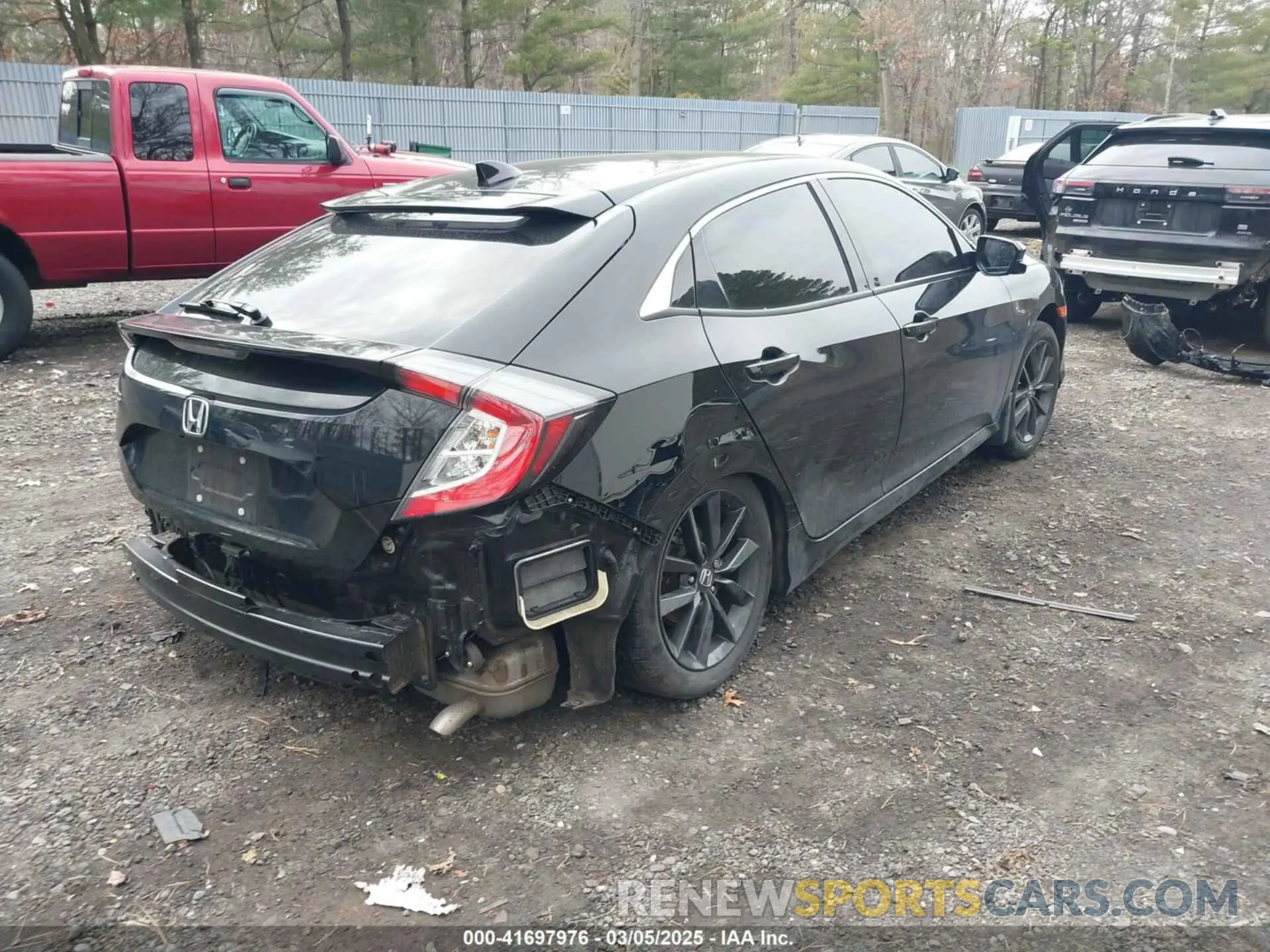 4 Photograph of a damaged car SHHFK7H69LU419118 HONDA CIVIC 2020