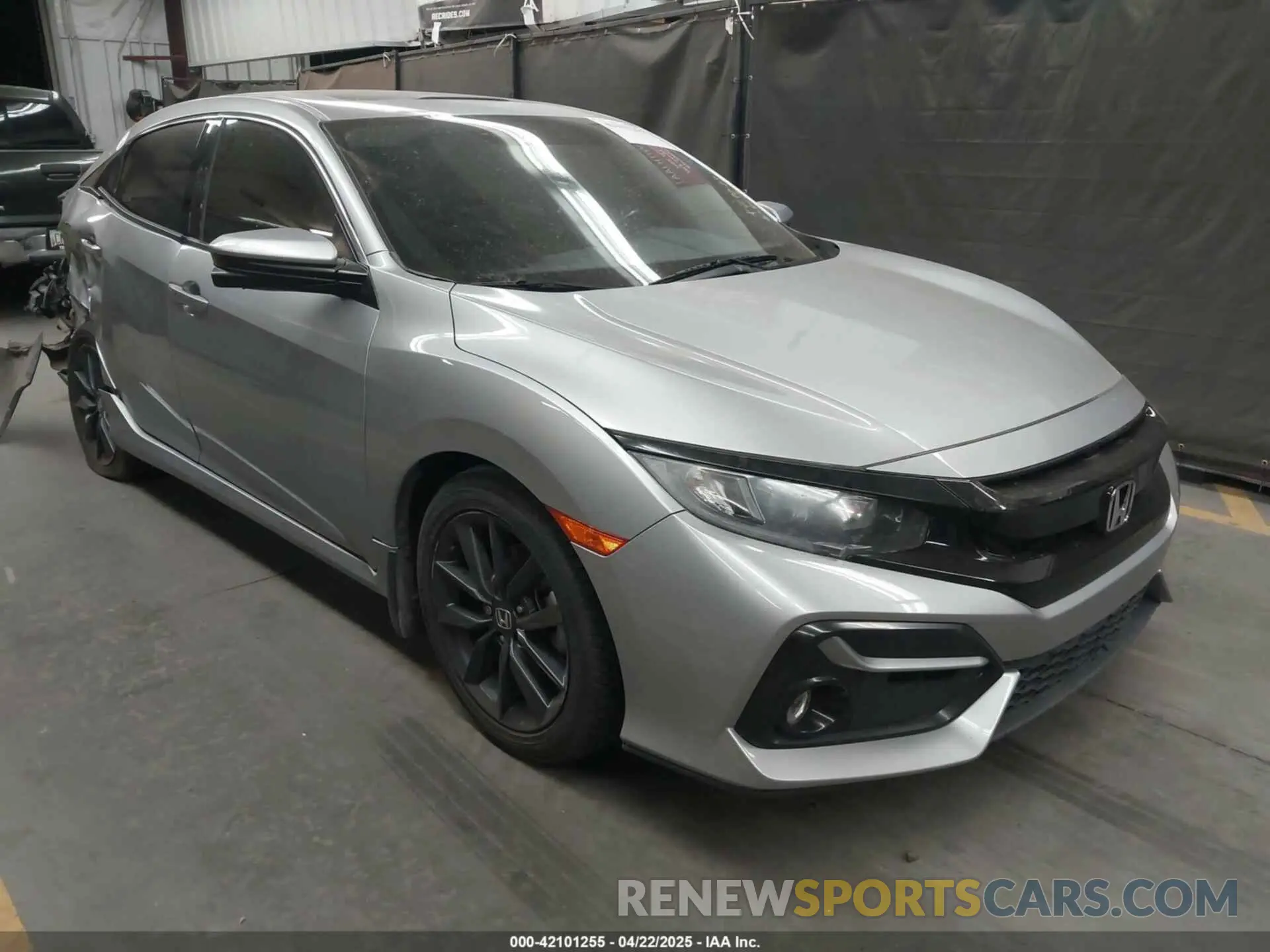 1 Фотография поврежденного автомобиля SHHFK7H8XLU203618 HONDA CIVIC 2020