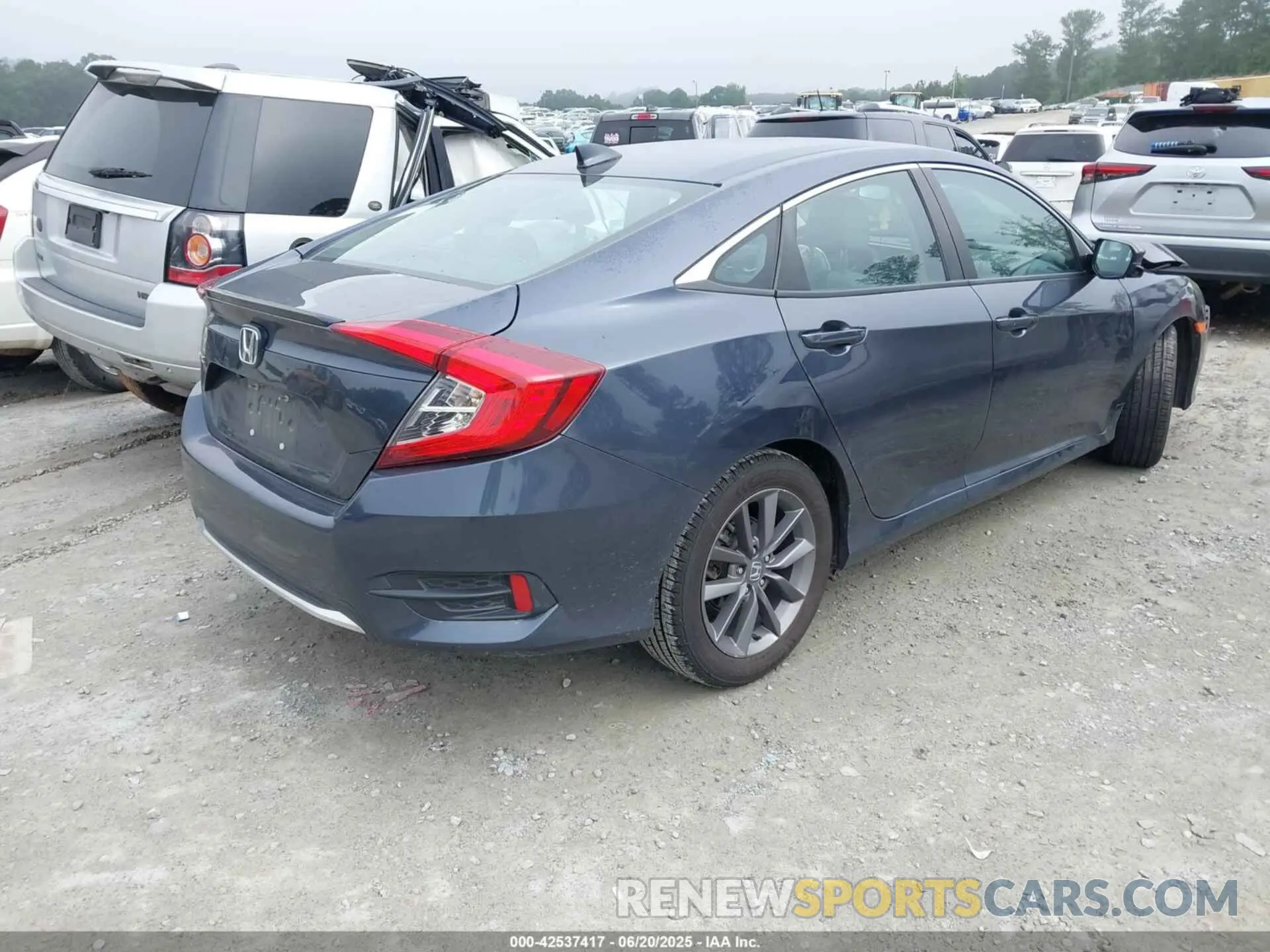 4 Photograph of a damaged car 19XFC1F30ME206702 HONDA CIVIC 2021