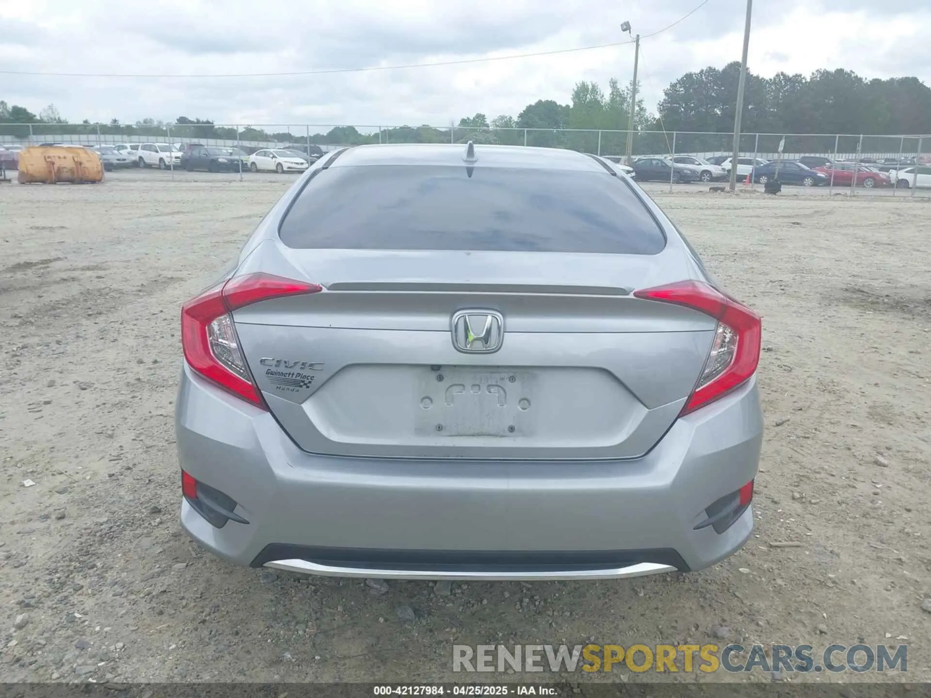 16 Photograph of a damaged car 19XFC1F33ME002847 HONDA CIVIC 2021