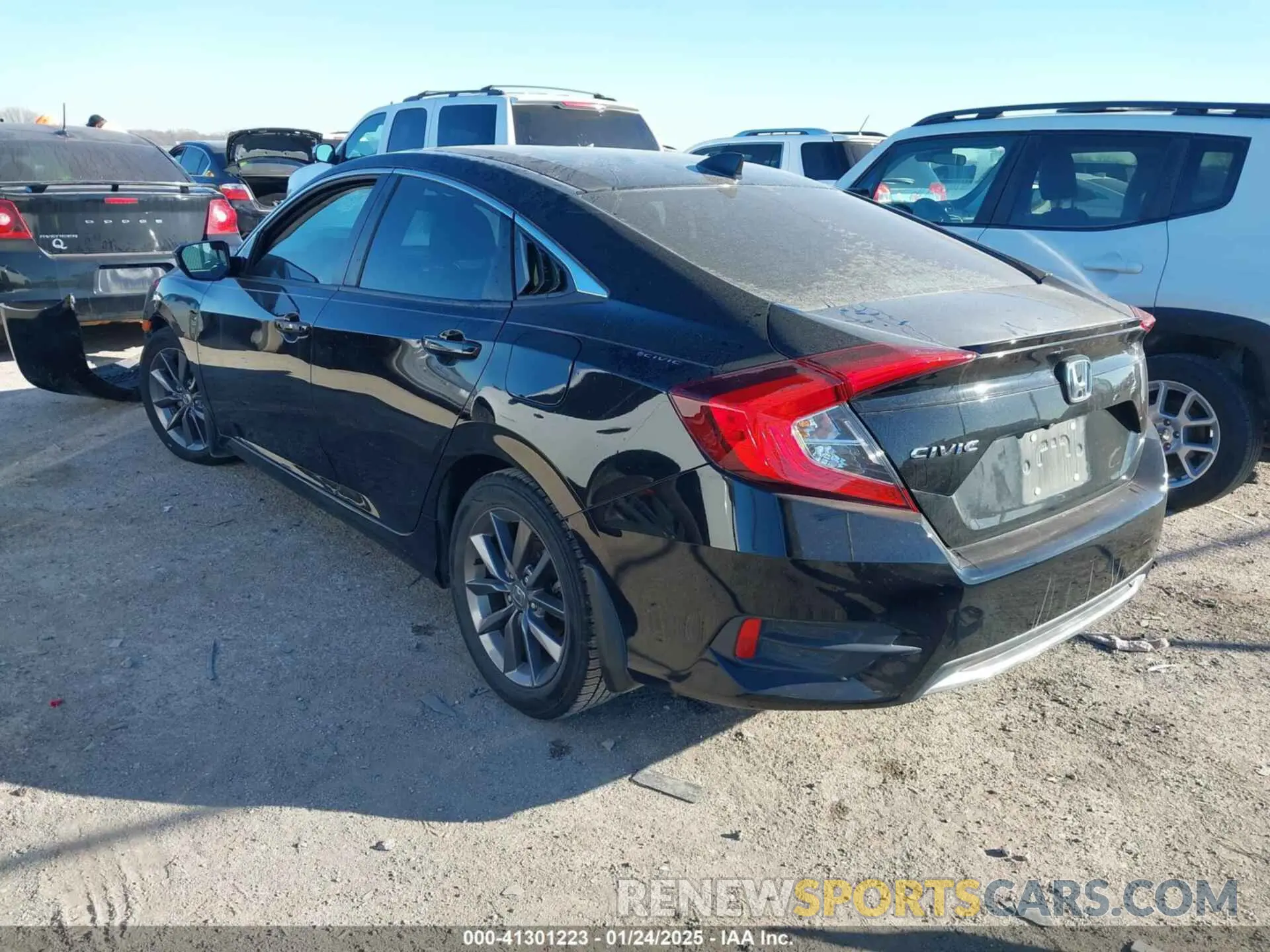 3 Фотография поврежденного автомобиля 19XFC1F7XME013492 HONDA CIVIC 2021