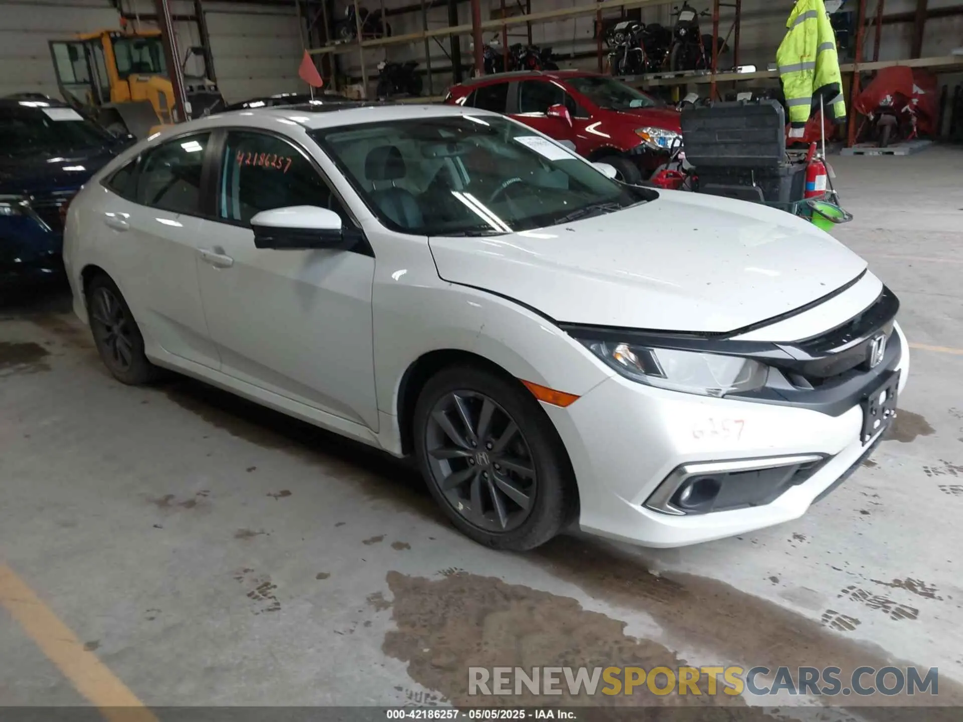 1 Photograph of a damaged car 19XFC1F7XME202207 HONDA CIVIC 2021