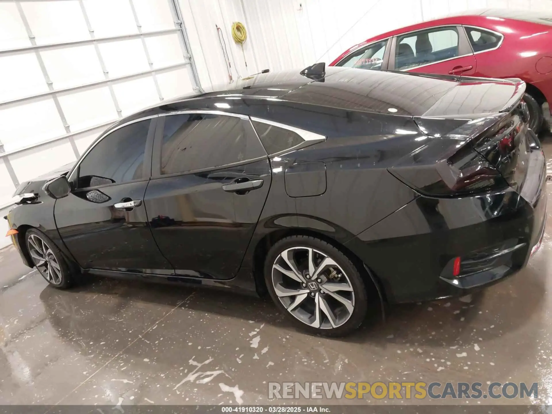 14 Photograph of a damaged car 19XFC1F96ME210323 HONDA CIVIC 2021