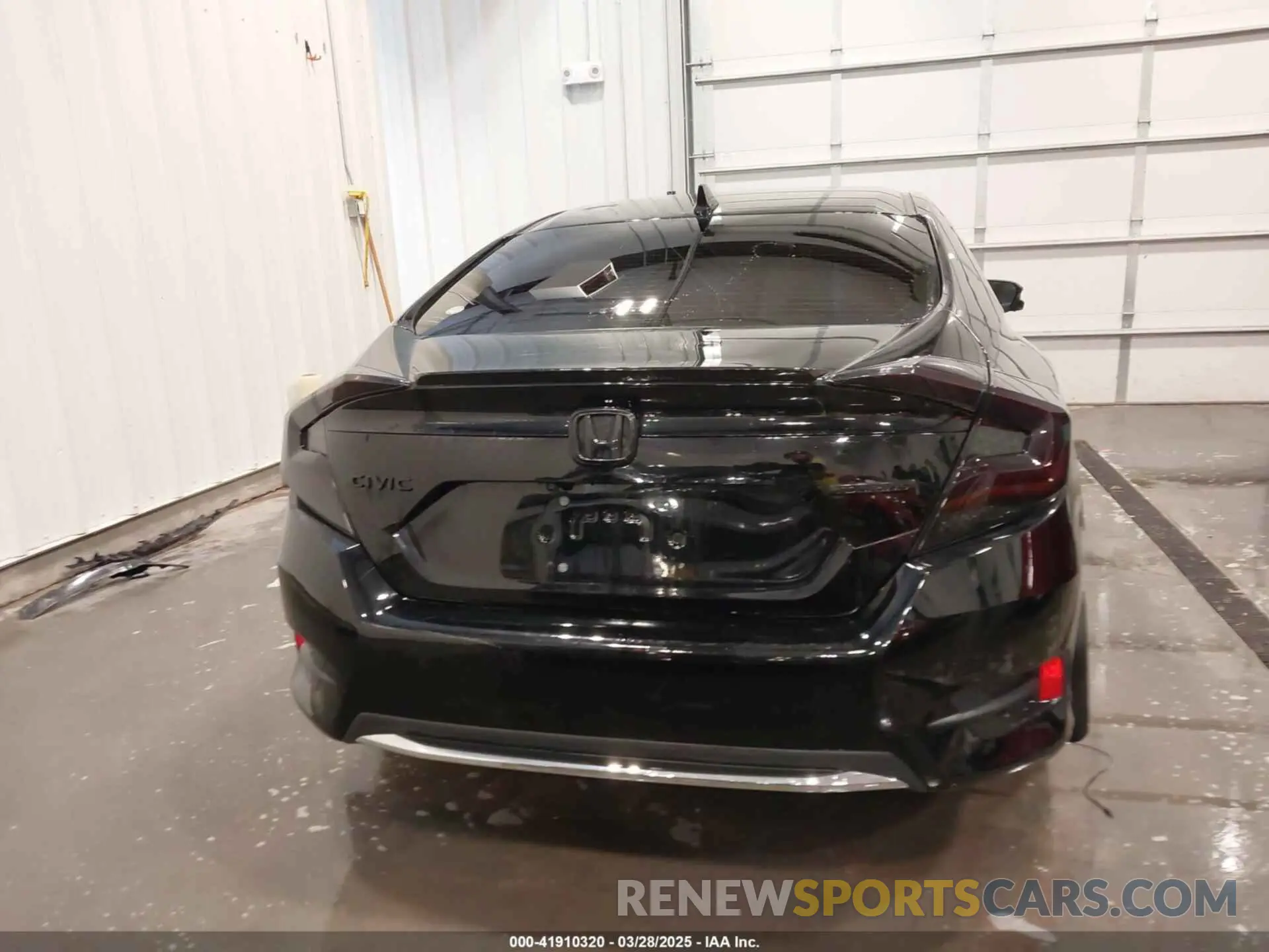 16 Photograph of a damaged car 19XFC1F96ME210323 HONDA CIVIC 2021