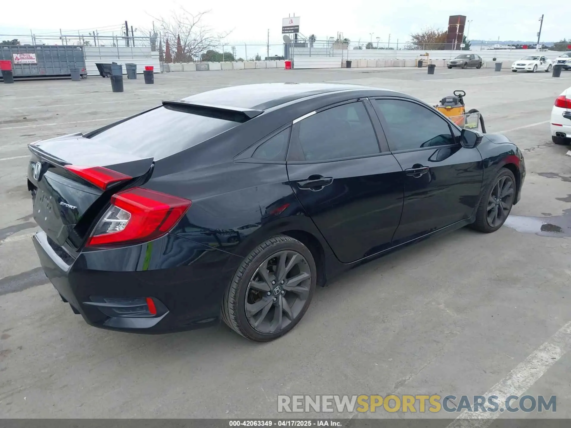 4 Фотография поврежденного автомобиля 19XFC2F84ME203206 HONDA CIVIC 2021