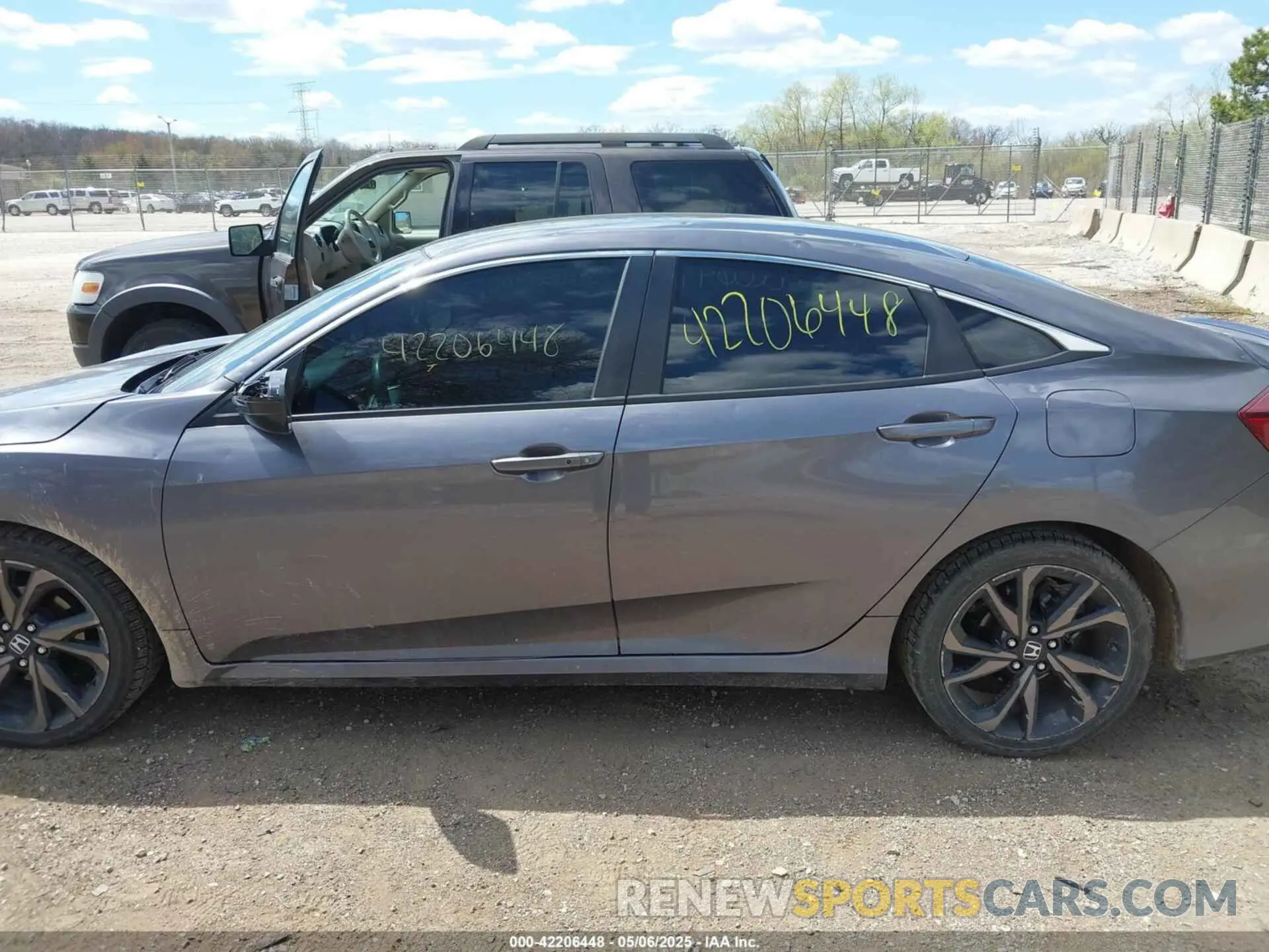14 Photograph of a damaged car 19XFC2F85ME001894 HONDA CIVIC 2021