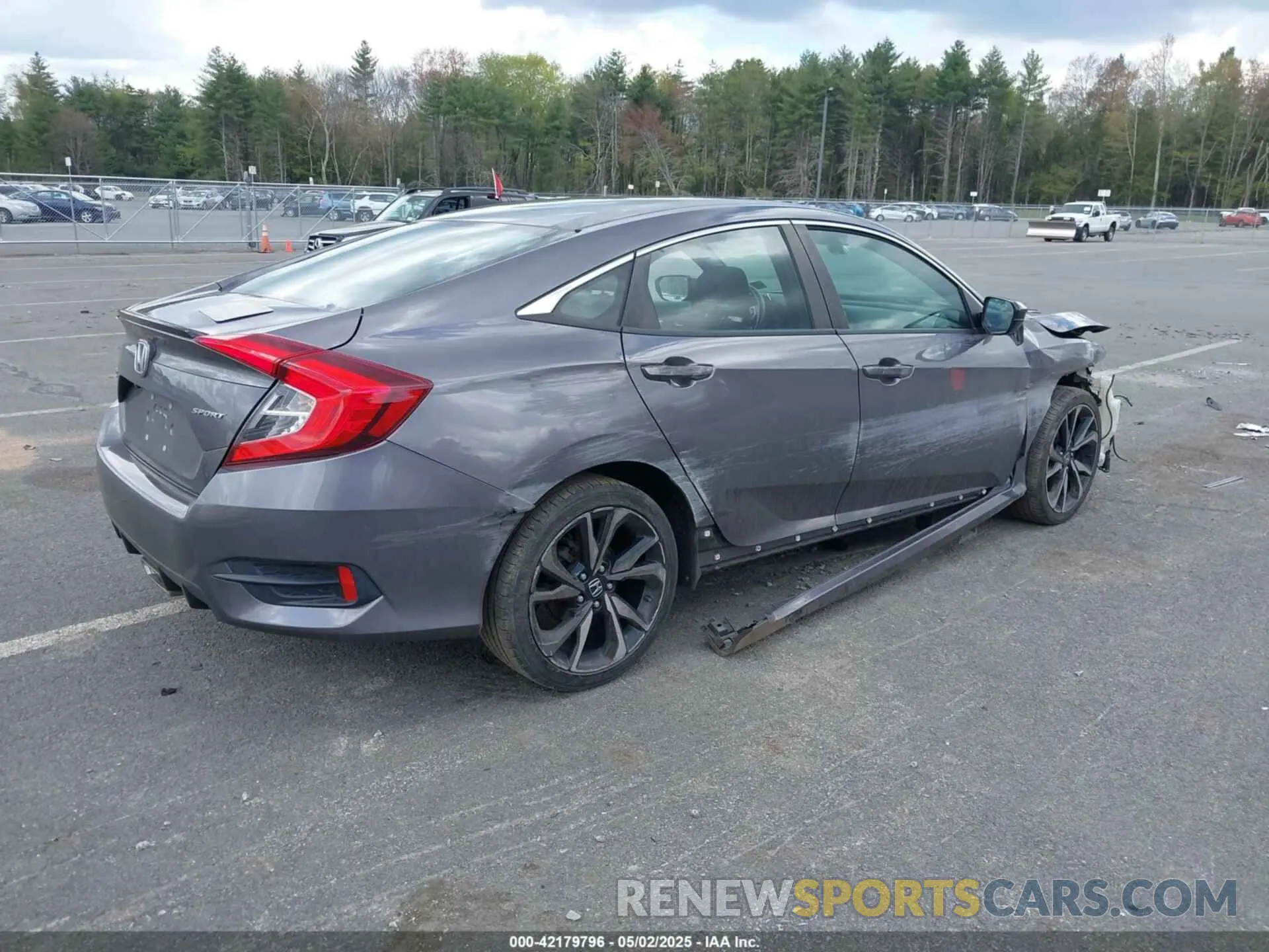 4 Photograph of a damaged car 19XFC2F87ME200977 HONDA CIVIC 2021
