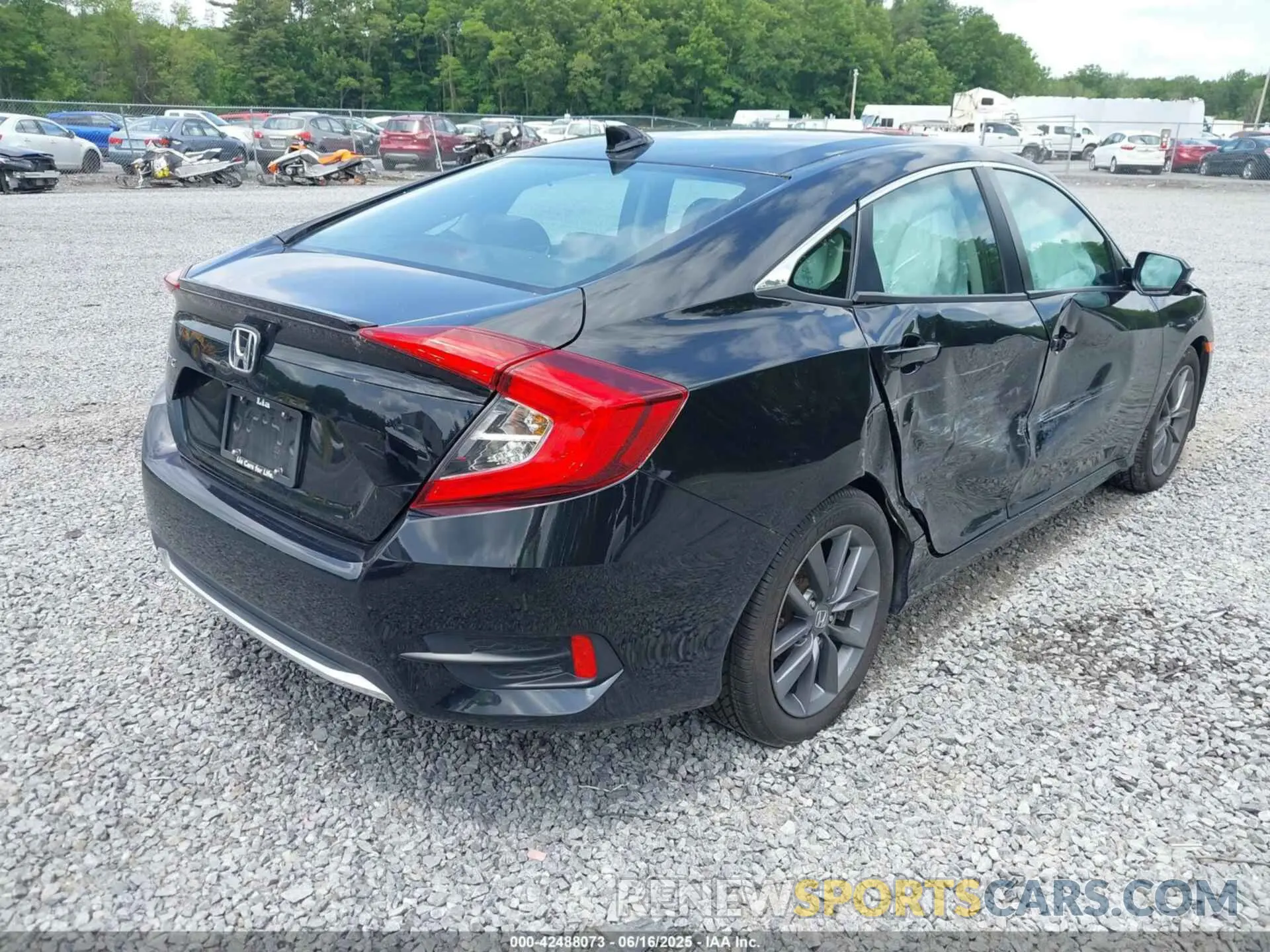 4 Photograph of a damaged car 2HGFC1F33MH704284 HONDA CIVIC 2021