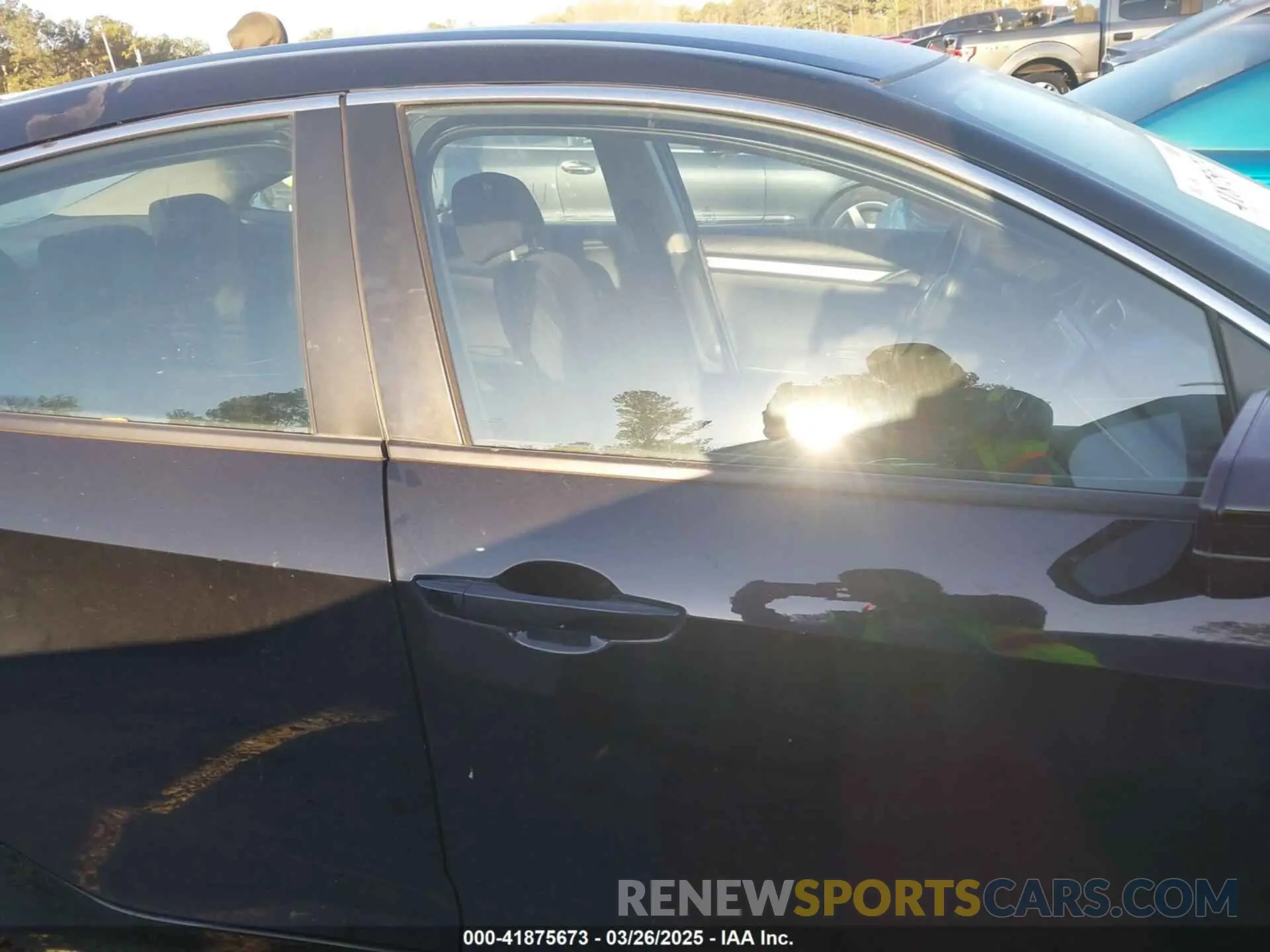 13 Photograph of a damaged car 2HGFC2F60MH547670 HONDA CIVIC 2021