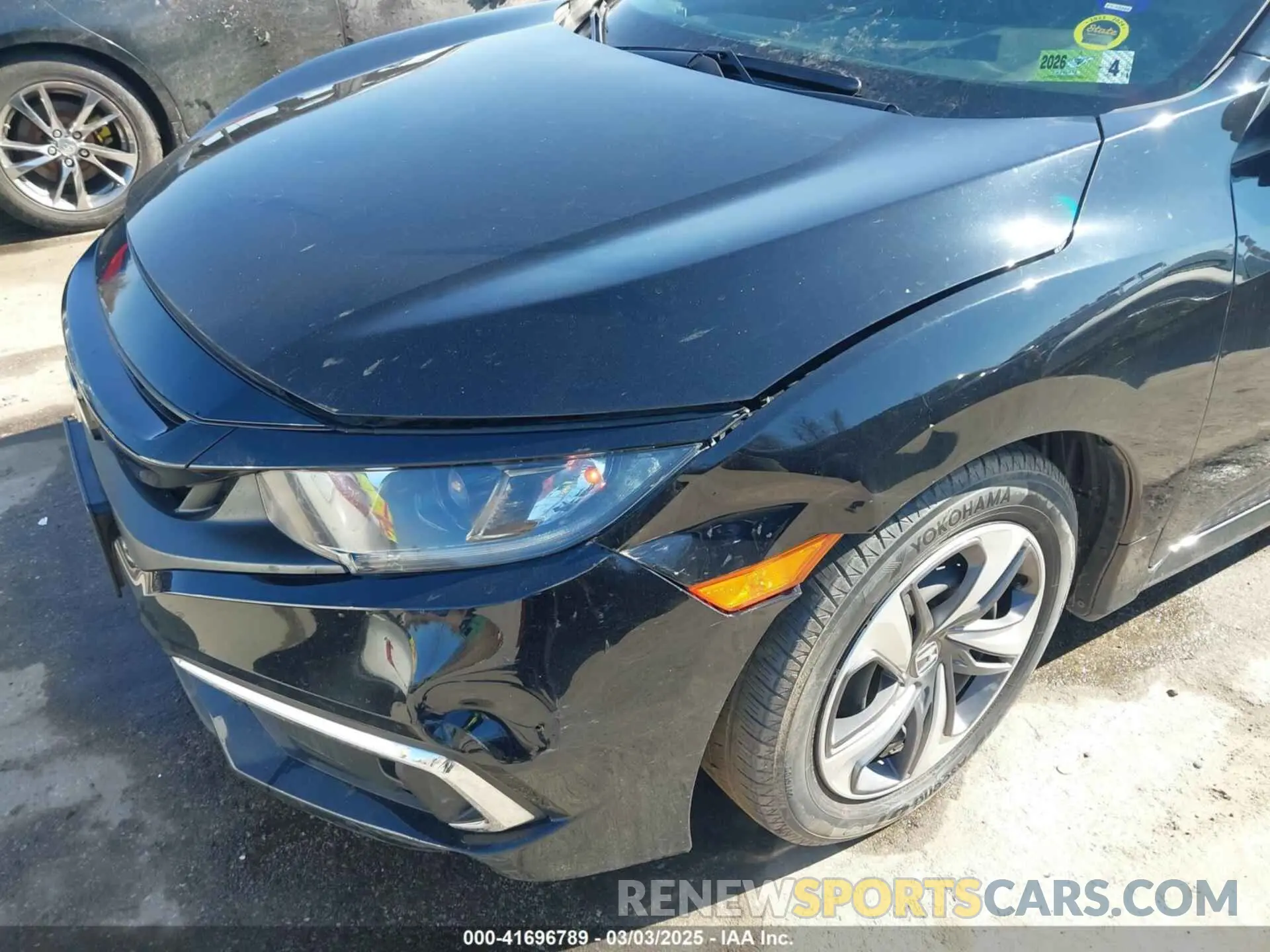 18 Photograph of a damaged car 2HGFC2F62MH533365 HONDA CIVIC 2021