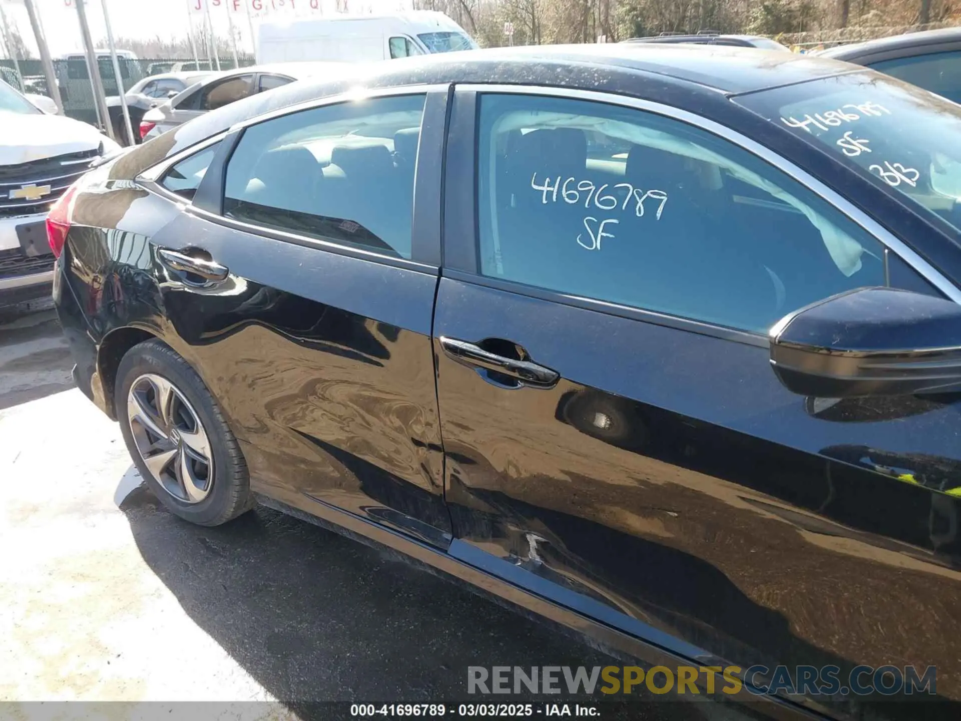 19 Photograph of a damaged car 2HGFC2F62MH533365 HONDA CIVIC 2021