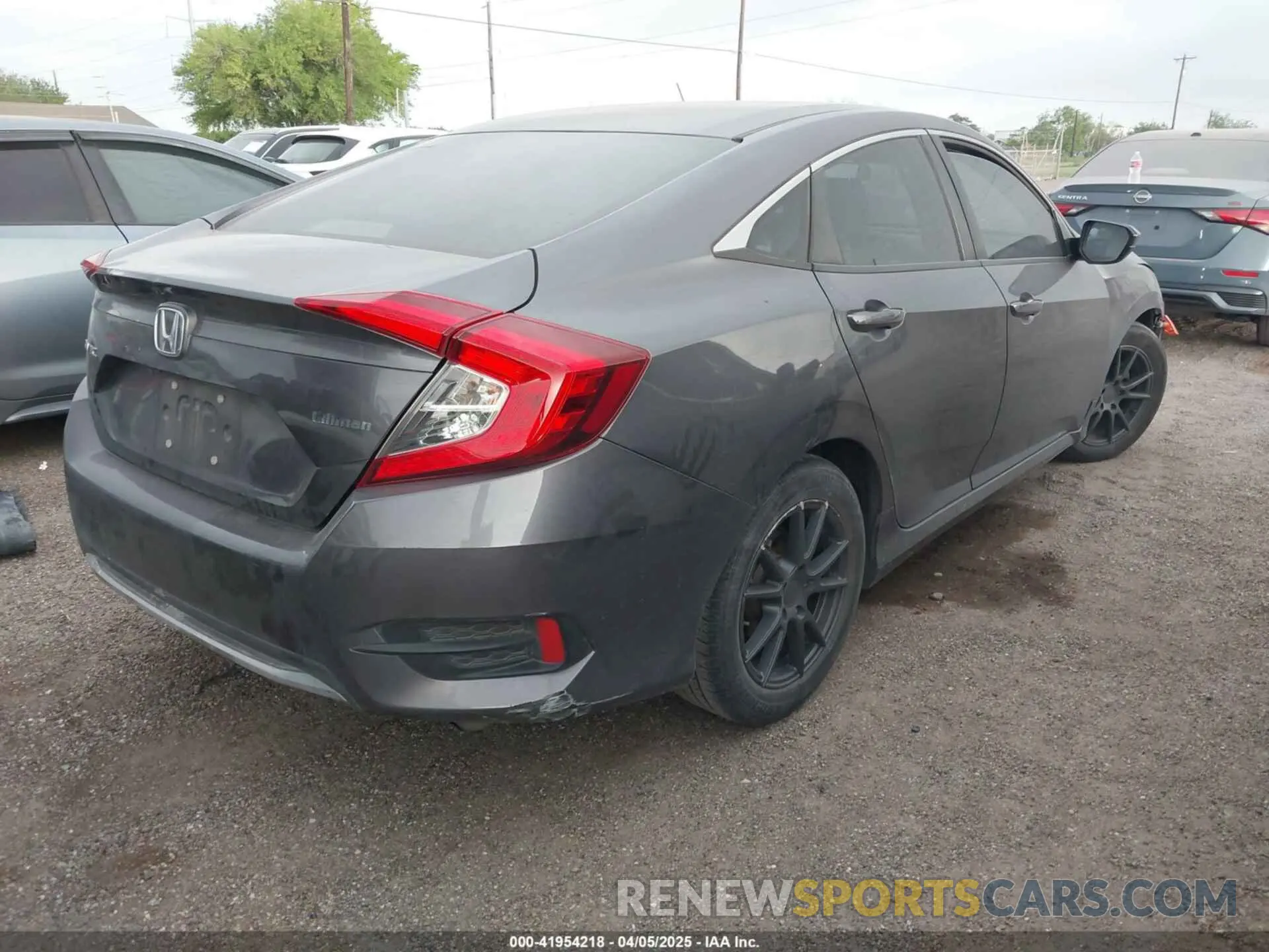 4 Photograph of a damaged car 2HGFC2F64MH555769 HONDA CIVIC 2021