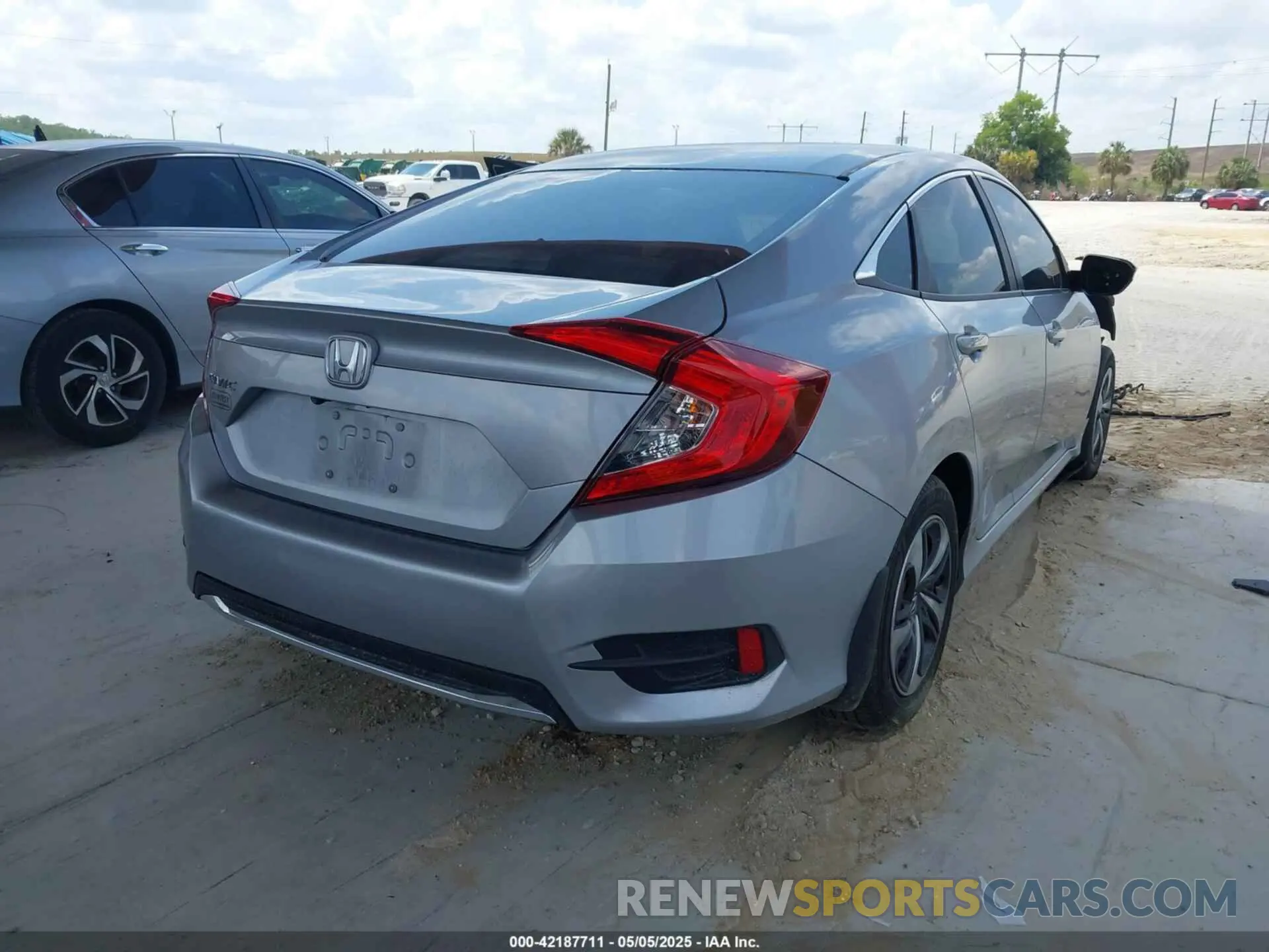4 Фотография поврежденного автомобиля 2HGFC2F67MH552171 HONDA CIVIC 2021