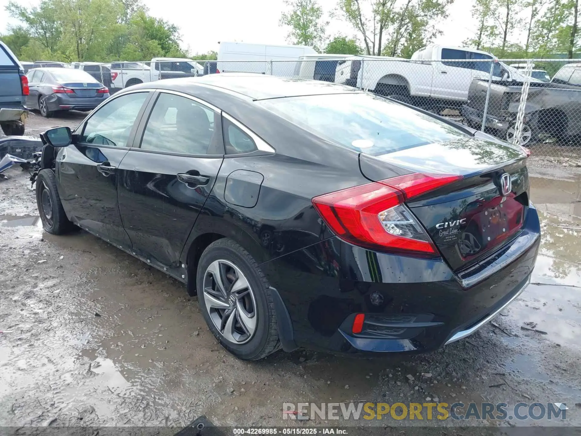 3 Photograph of a damaged car 2HGFC2F68MH526372 HONDA CIVIC 2021