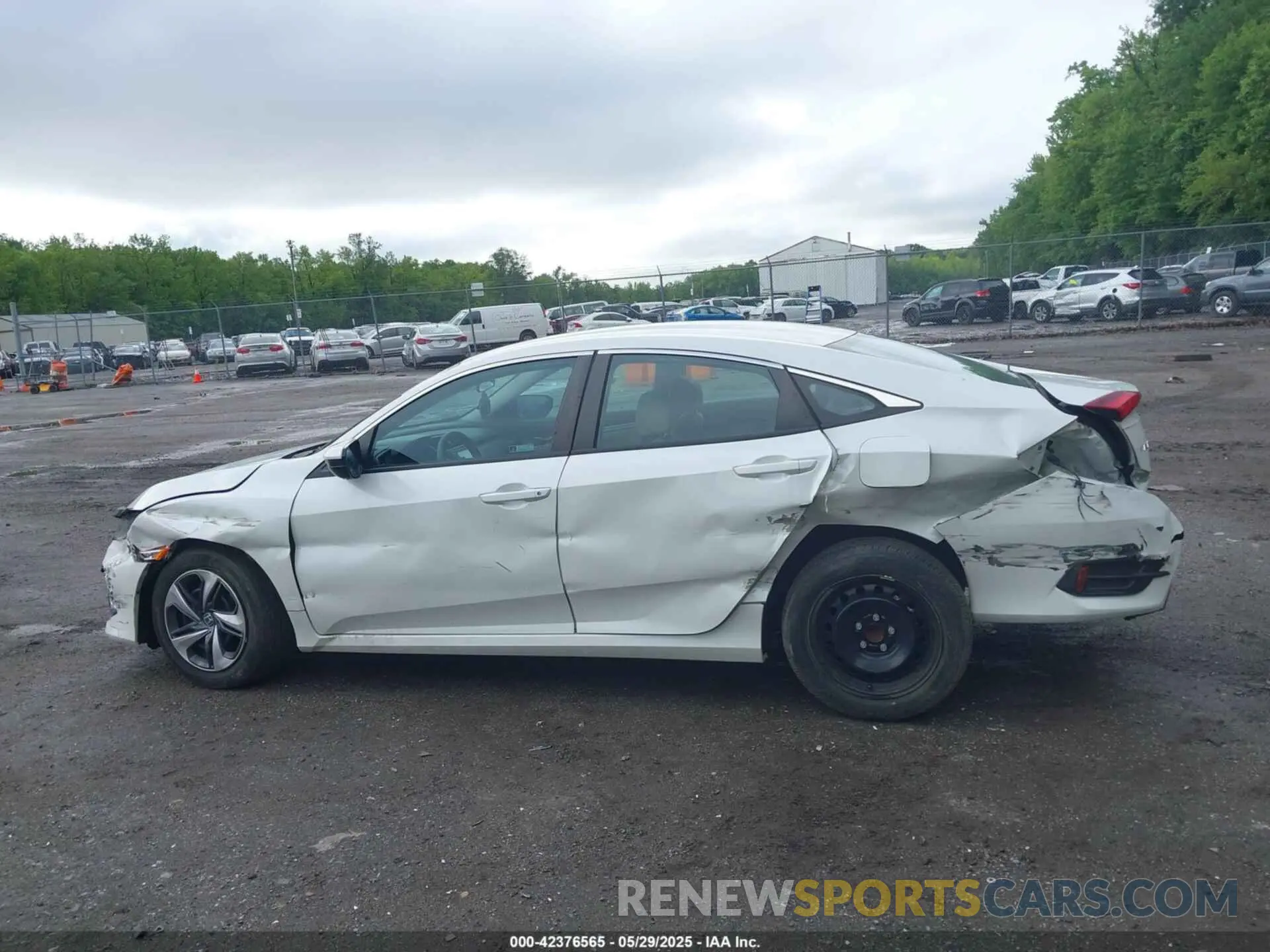 14 Photograph of a damaged car 2HGFC2F68MH554995 HONDA CIVIC 2021