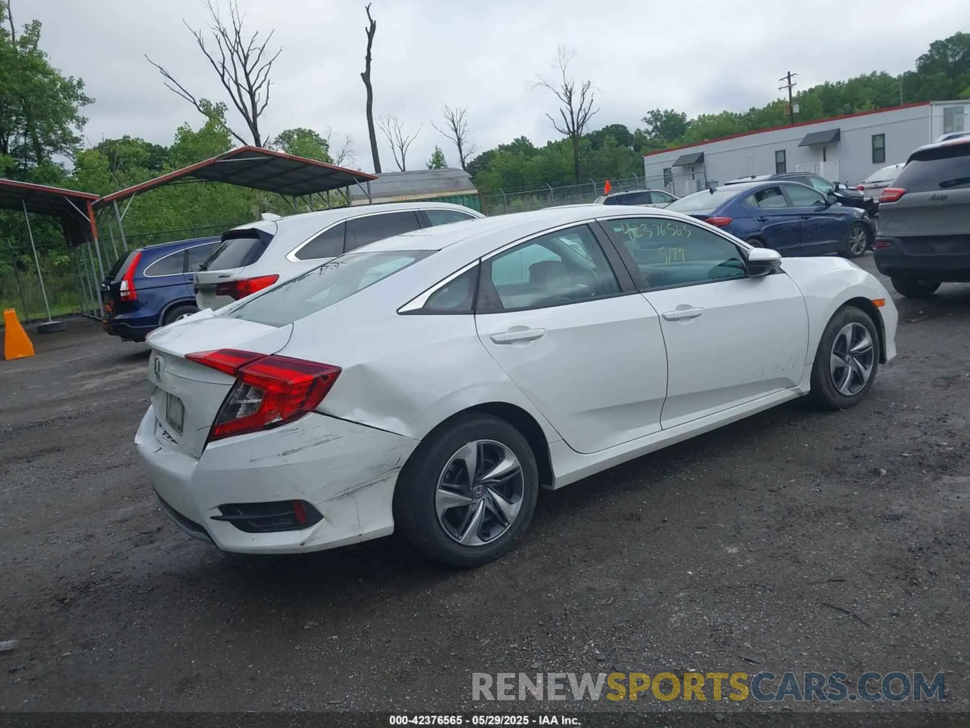 4 Photograph of a damaged car 2HGFC2F68MH554995 HONDA CIVIC 2021