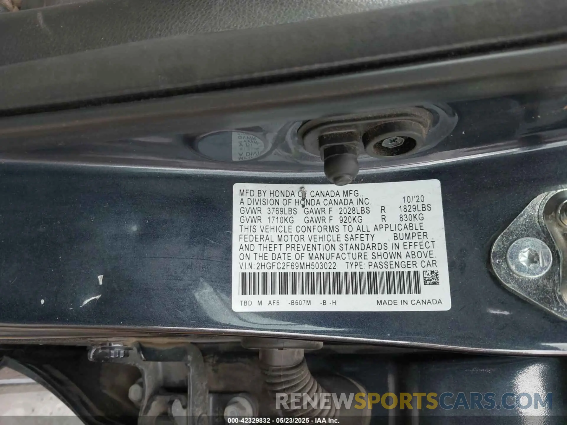 9 Photograph of a damaged car 2HGFC2F69MH503022 HONDA CIVIC 2021