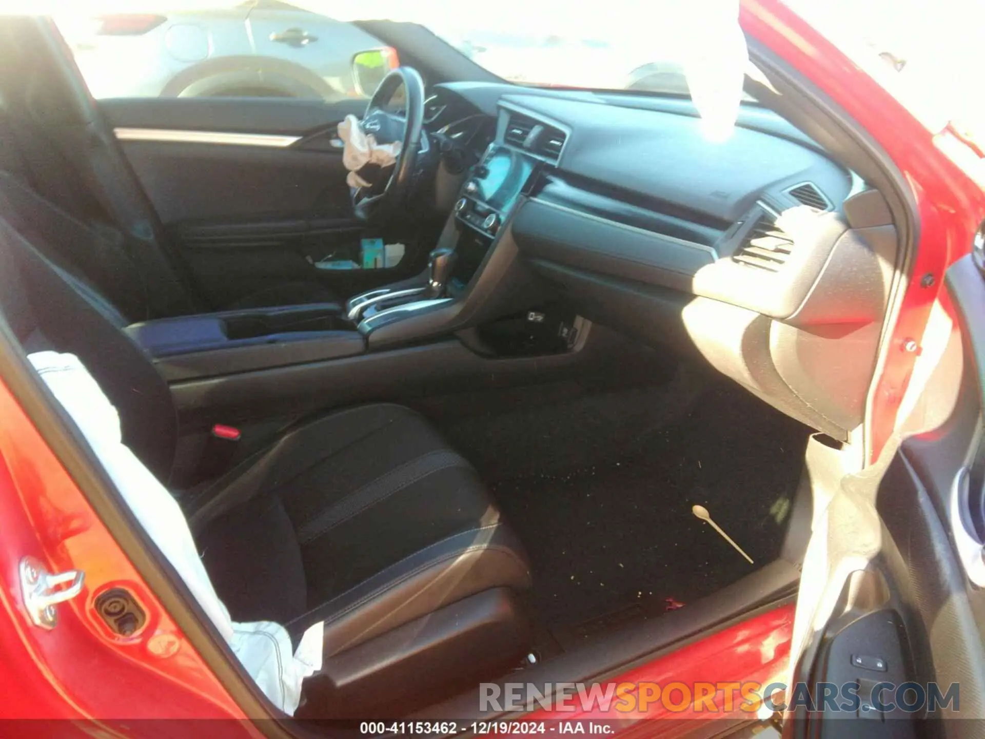 5 Photograph of a damaged car 2HGFC2F80MH537660 HONDA CIVIC 2021