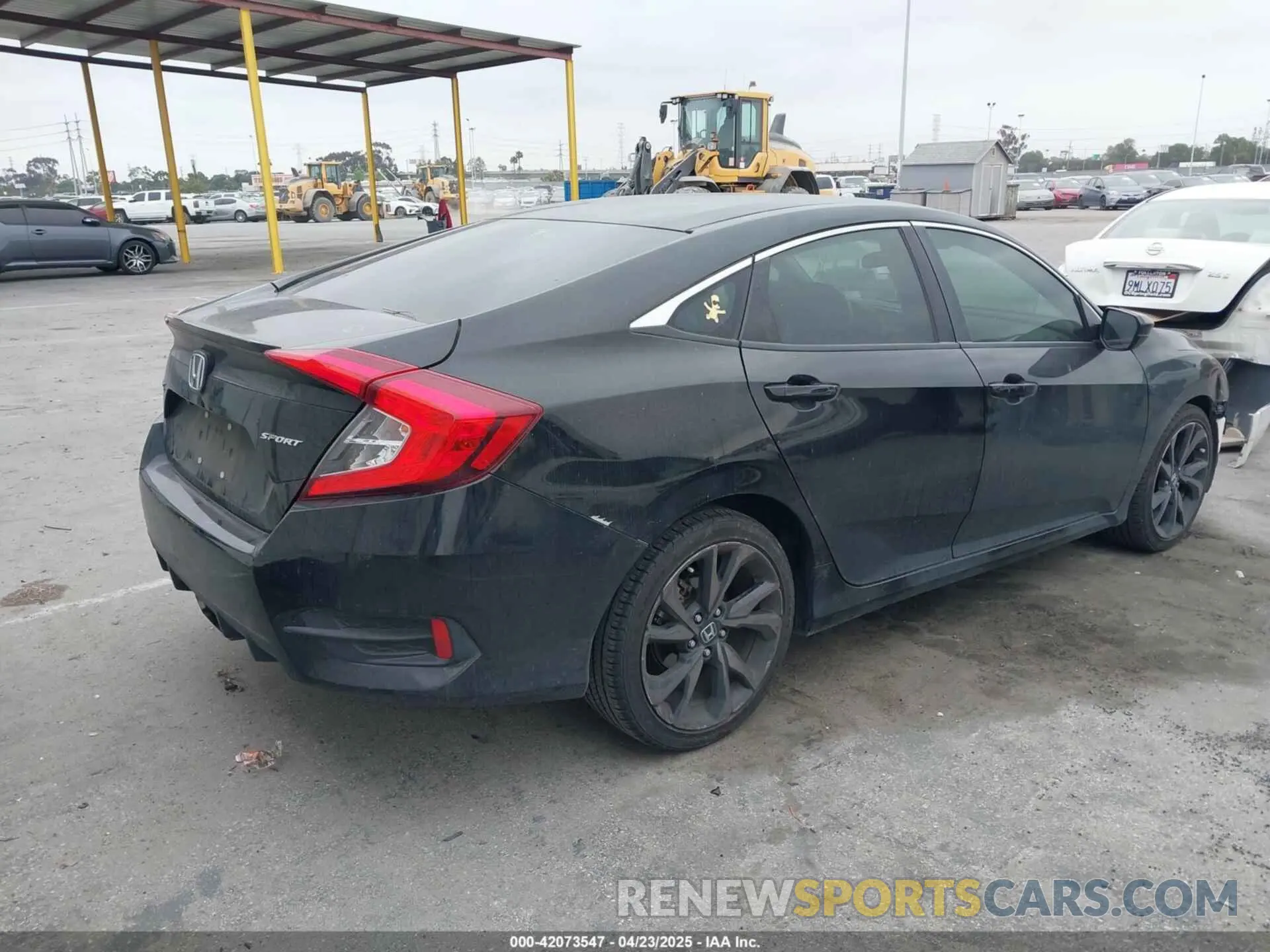 4 Photograph of a damaged car 2HGFC2F81MH534850 HONDA CIVIC 2021