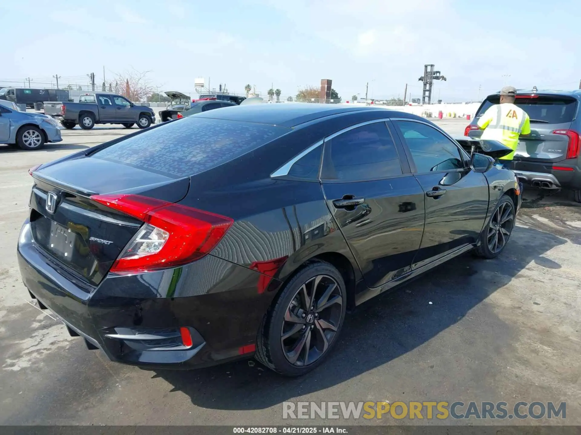 4 Photograph of a damaged car 2HGFC2F82MH534808 HONDA CIVIC 2021