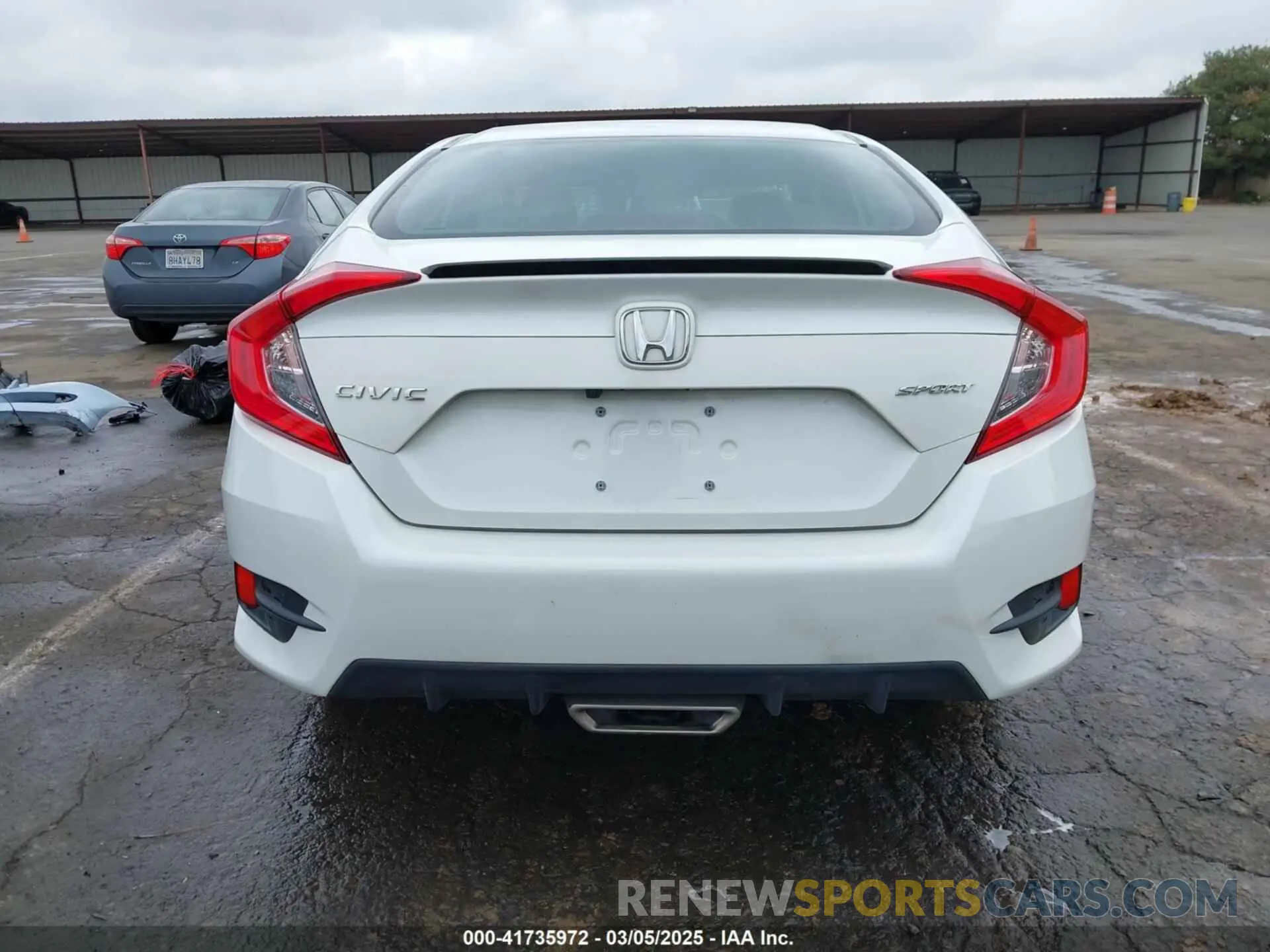17 Photograph of a damaged car 2HGFC2F82MH549714 HONDA CIVIC 2021